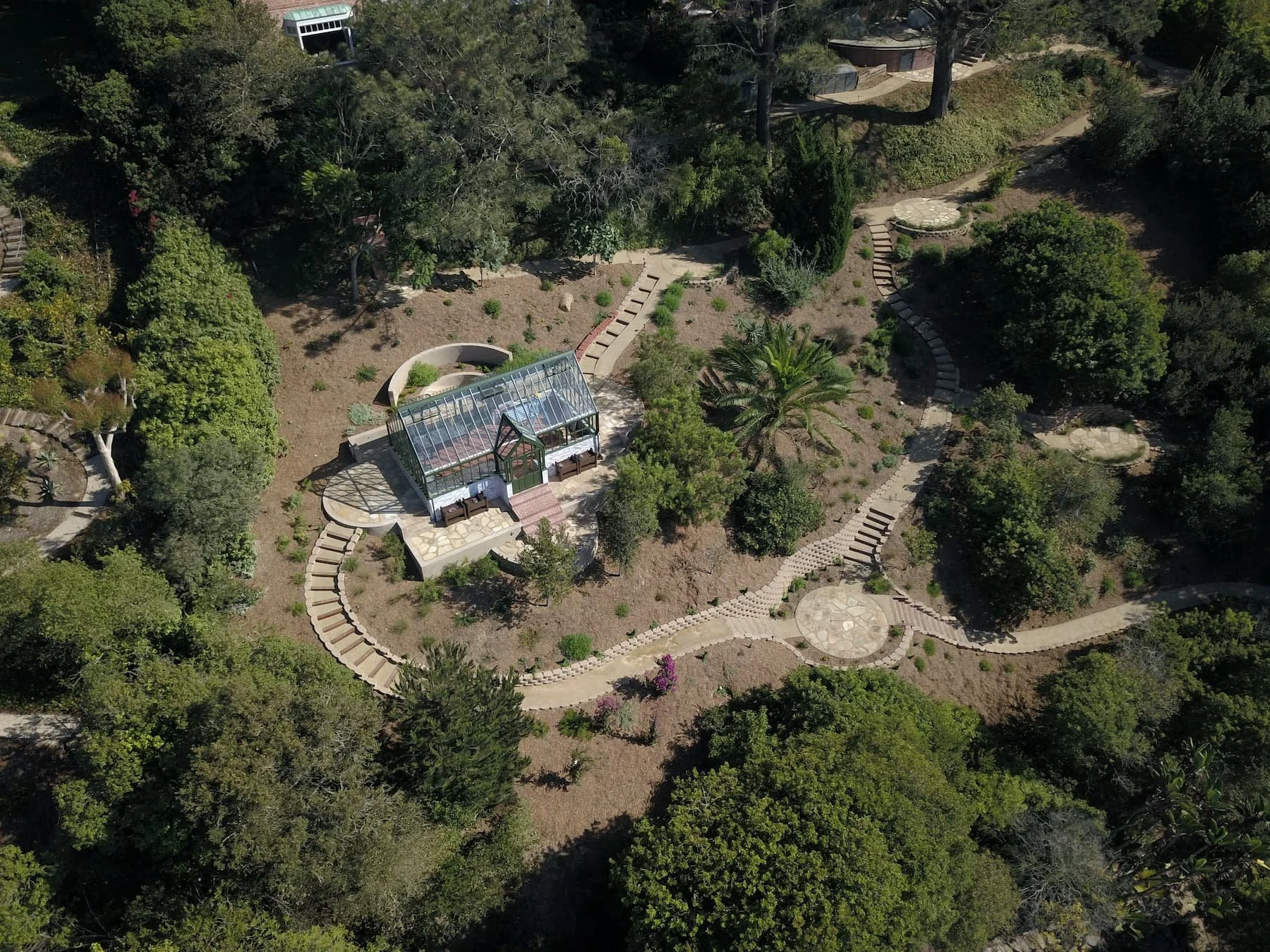 NeoGeorgian Garden design in La Jolla, LASD.jpg