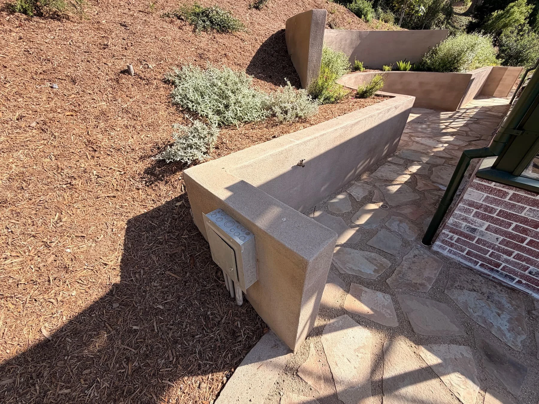 Detailing, utilities NeoGeorgian Garden design in La Jolla, LASD.jpg