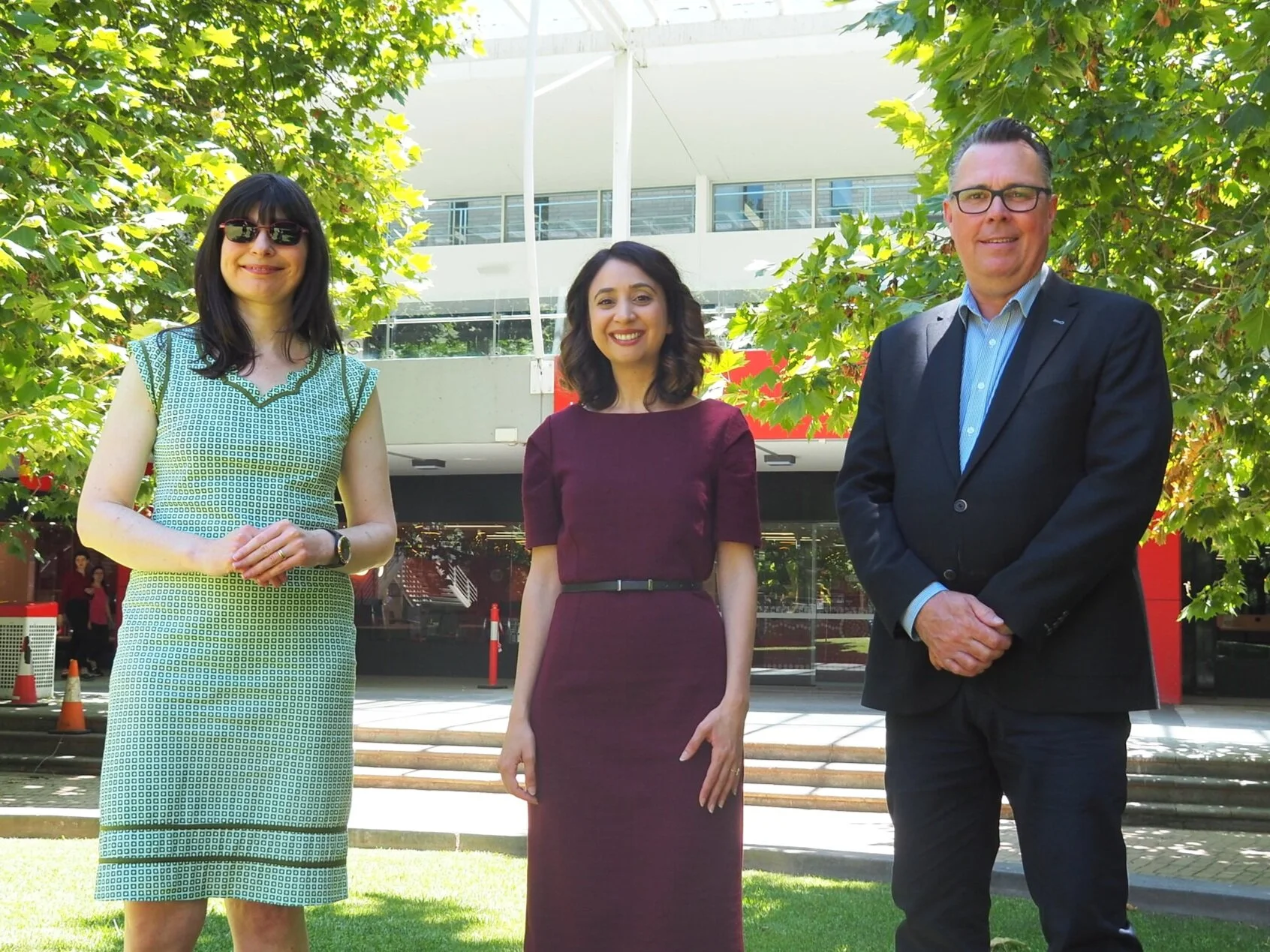 SCHOLARSHIPS TO SUPPORT GREEK LANGUAGE STUDENTS AT LA TROBE
