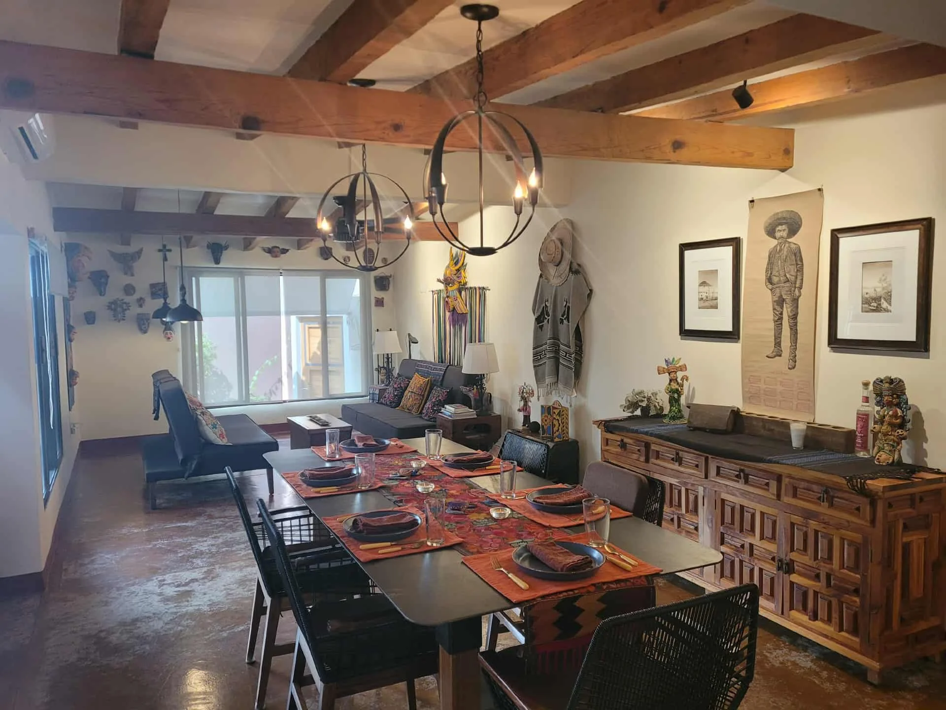 Casa Hidalgo Comedor, Sala1.jpeg