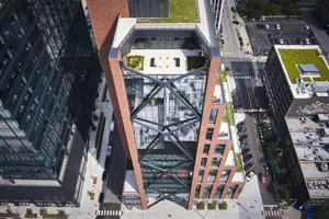 Building — 800 Fulton Market