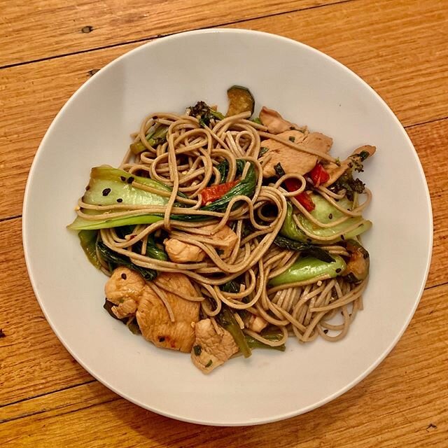 RECIPE // Noodles on the floorboards ( a classic instagram food shot). Cook soba noodles for 3 minutes, drain and dunk in cold water. Meanwhile add tofu, chicken and veg (whatever you want) into a wok with this crash hot marinade: 1/4 cup sesame oil,