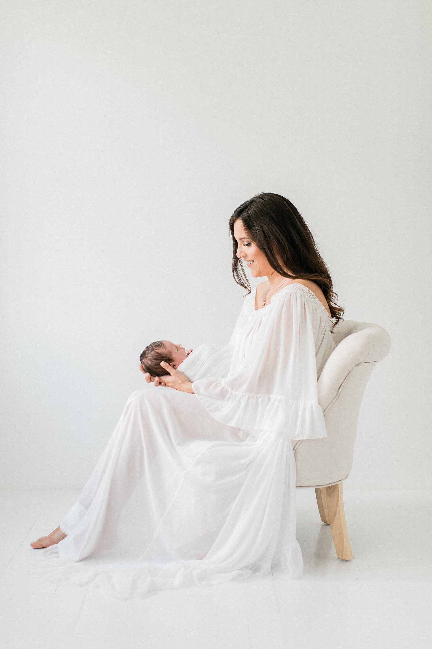 Neugeborenen Fotoshooting mit Eltern