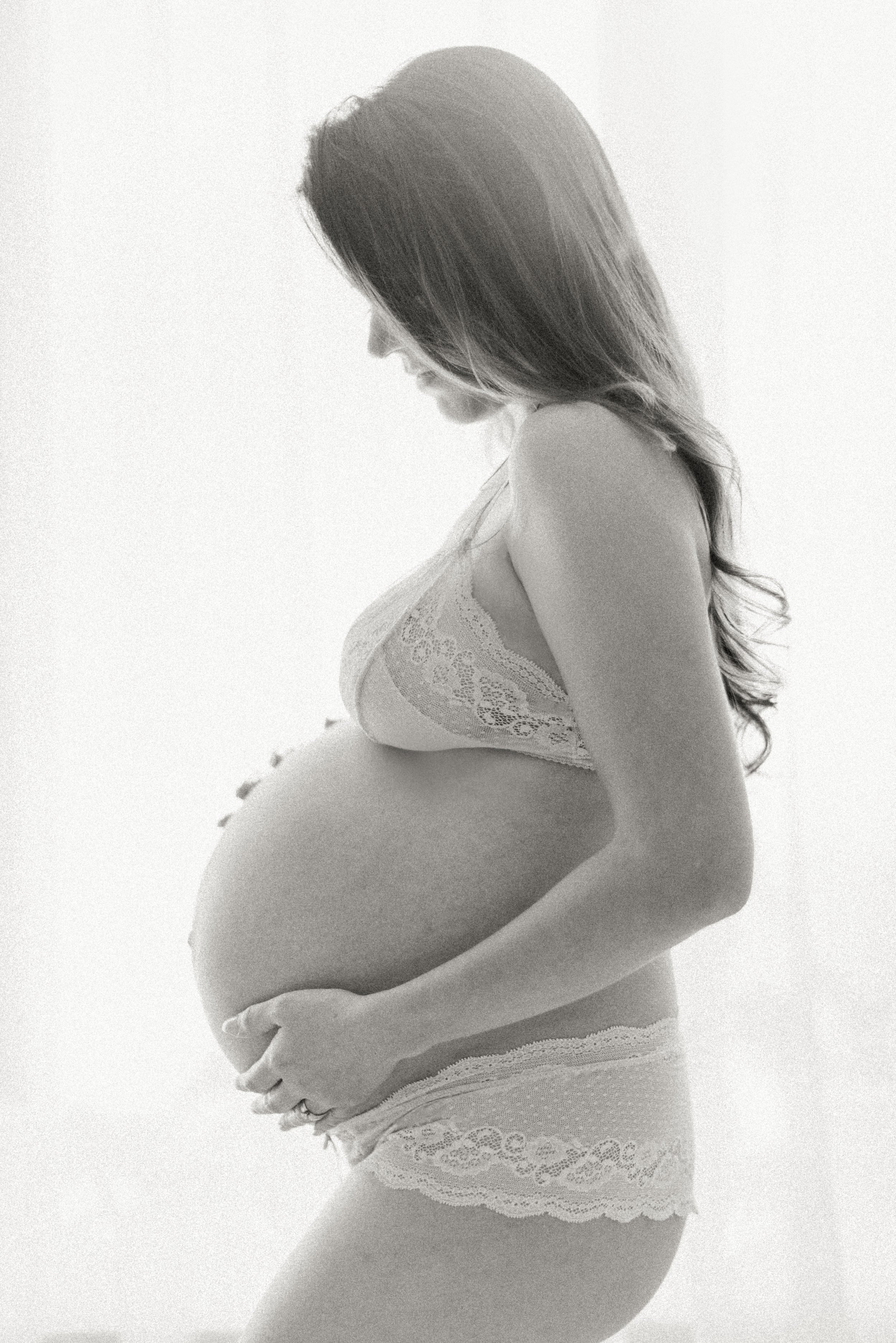 Babybauch Shooting Schwangerschaft Fotoshooting  Géraldine Leblanc_41A8634-Ps.JPG