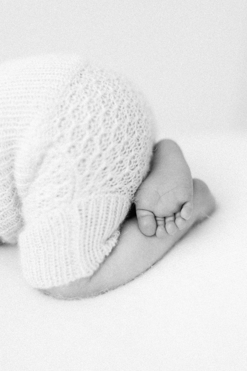 -3Y2A0970-Géraldine Leblanc_Newborn_Fotografin_Zuerich.jpg