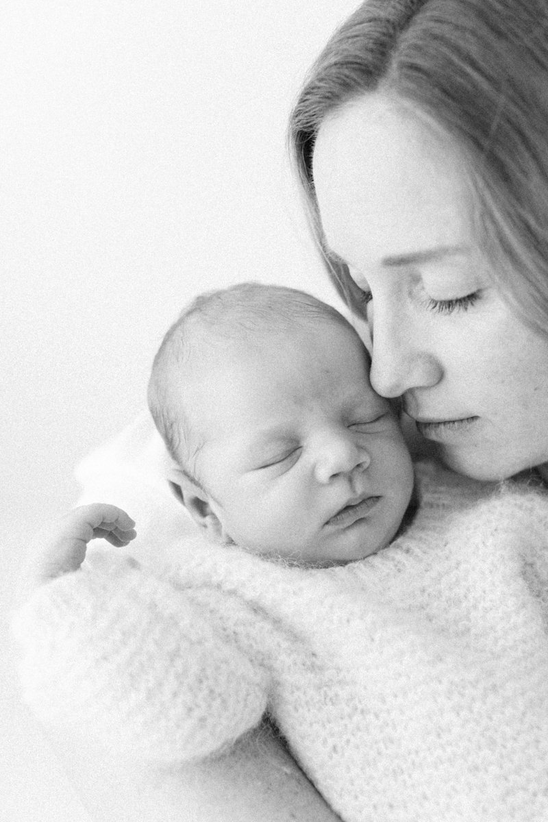 -3Y2A0731-Géraldine Leblanc_Newborn_Fotografin_Zuerich.jpg