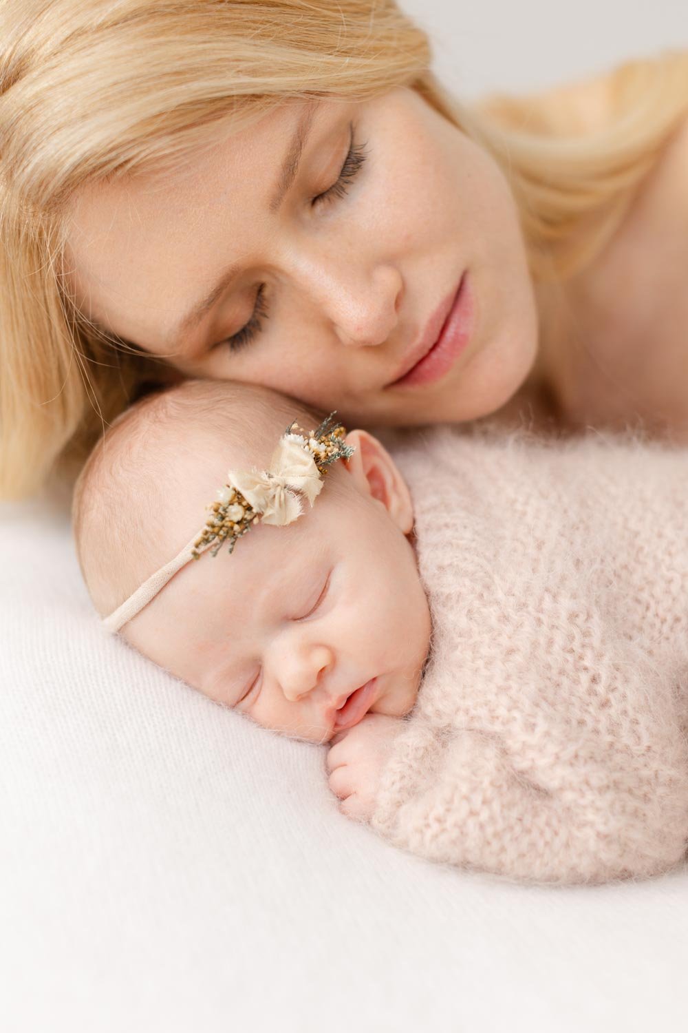 neugeborenen_ newborn_ baby_ fotoshooting_ fotos_ fotografin_ shooting_ zuerich_geraldineleblanc_1