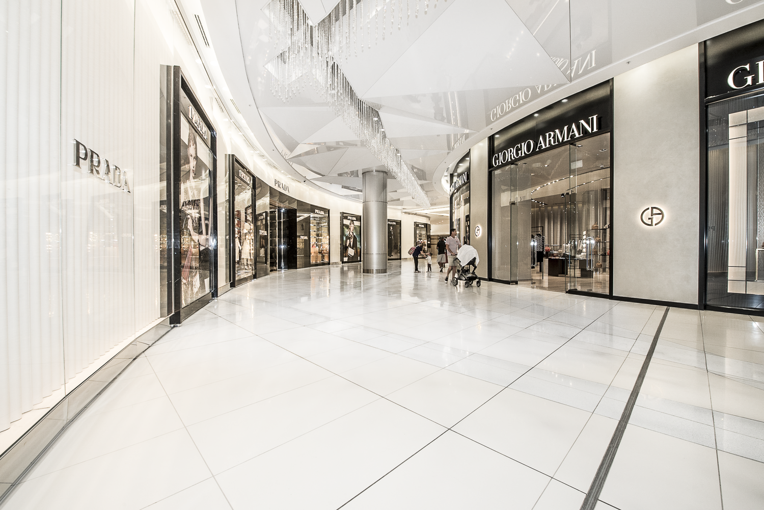 PRADA DIAMOND WALK
