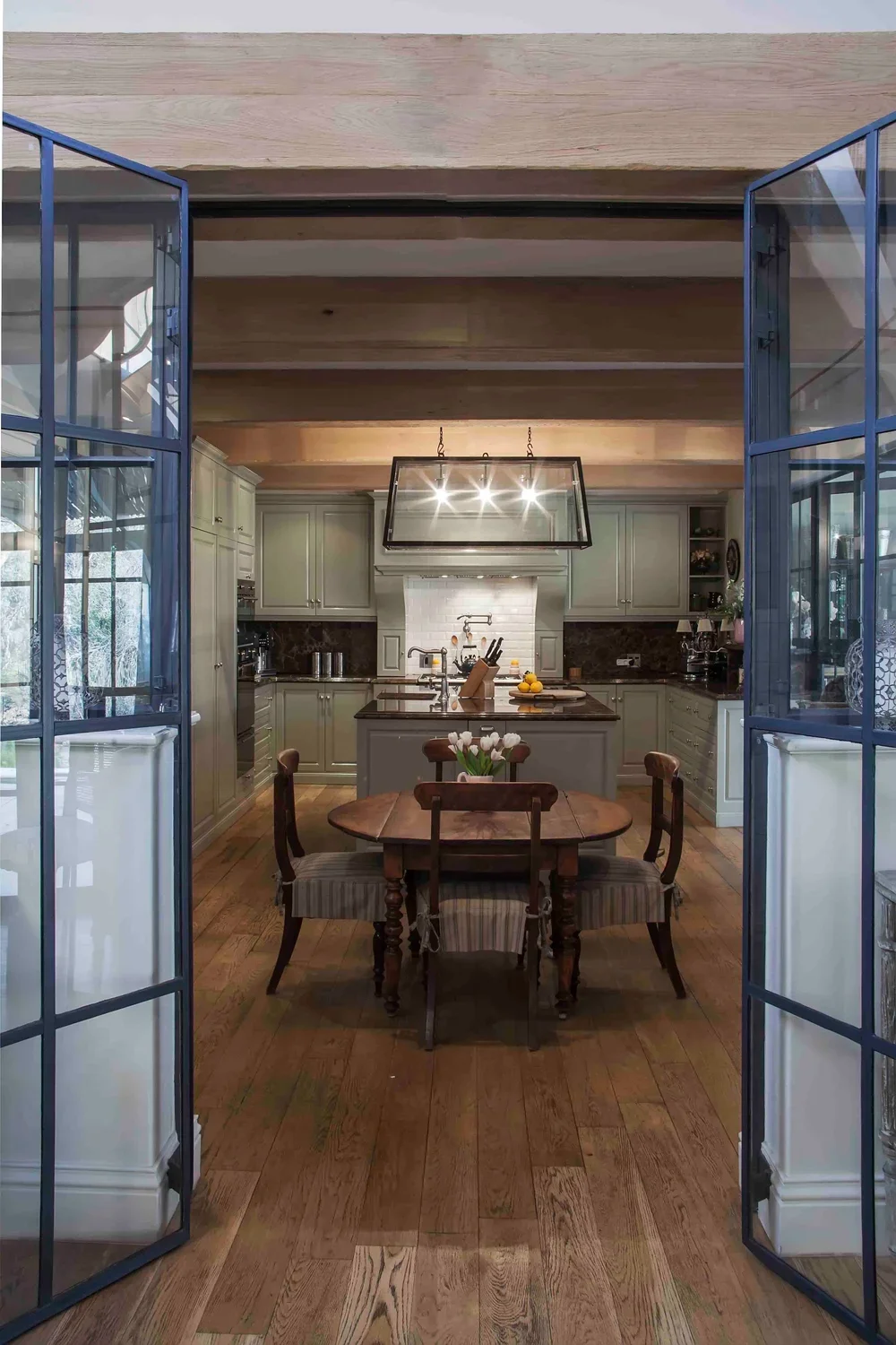 Masterworx+-+Rivonia+House+Interior+Kitchen.webp