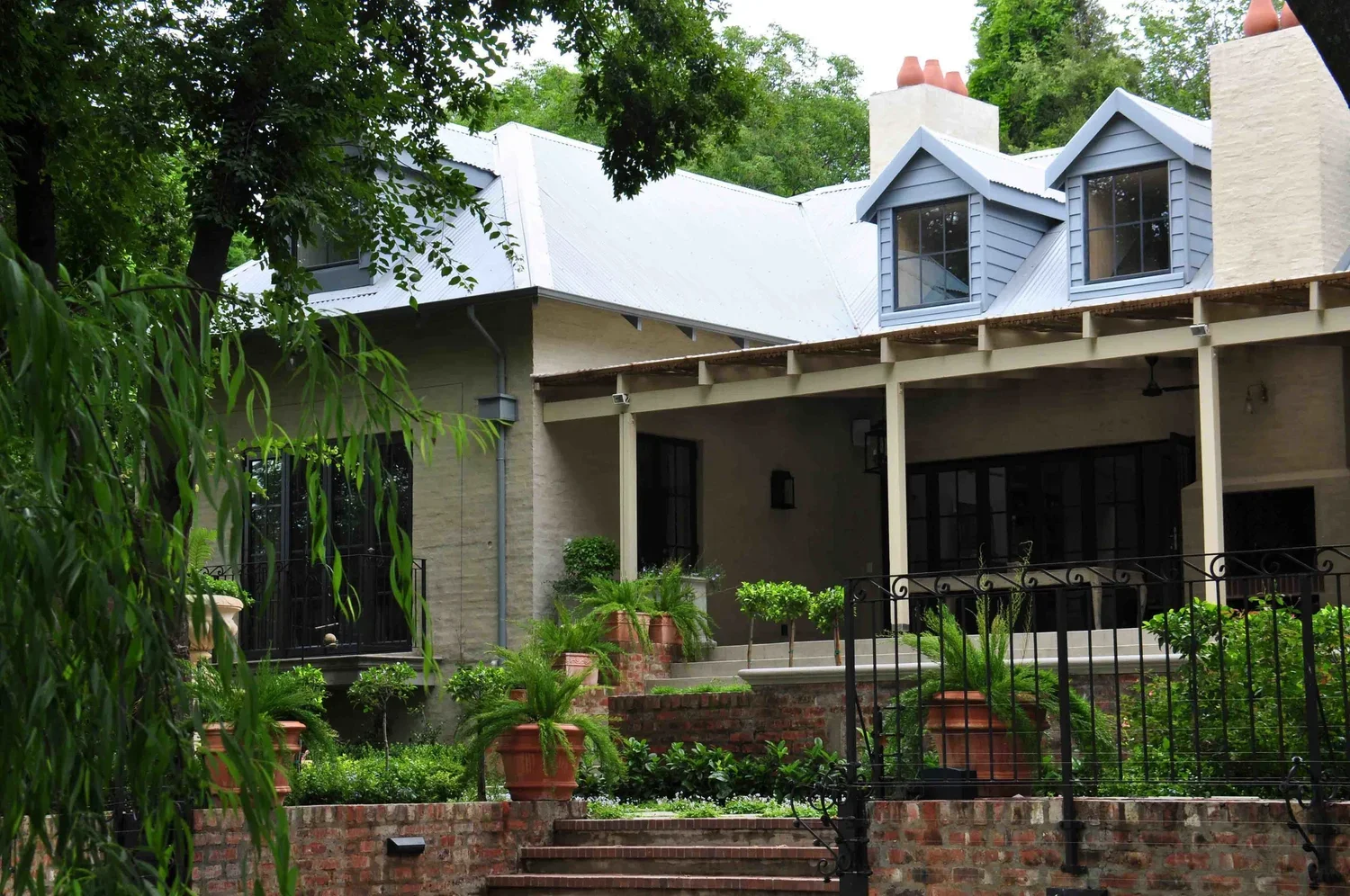 Masterworx+-+Rivonia+House+Exterior+3.webp