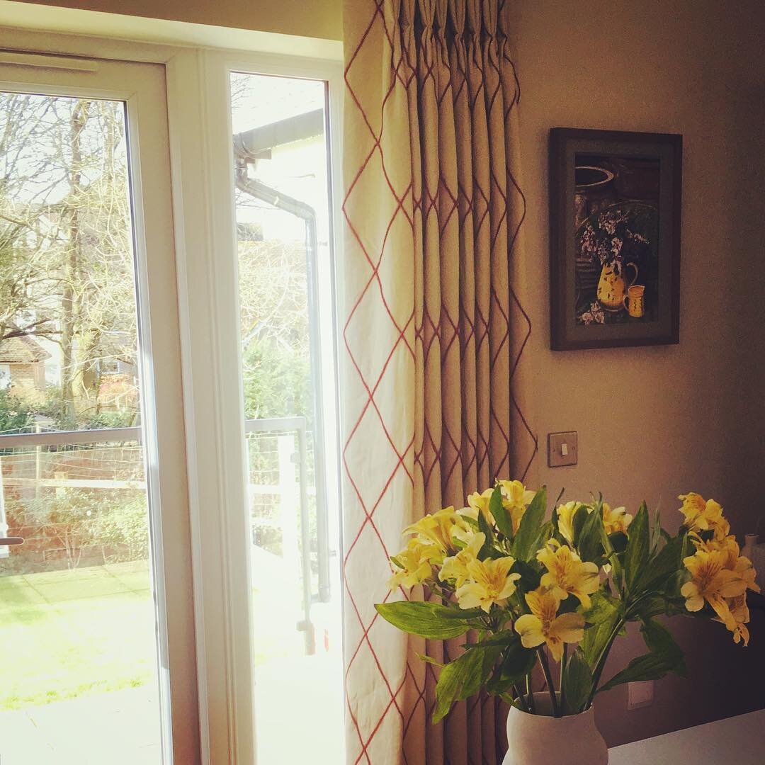 Bespoke curtains made by our team here at Hamilton House Interiors. #Interiorsesign #Interiorfurnishings #BespokecurtIns #fabulousfabrics