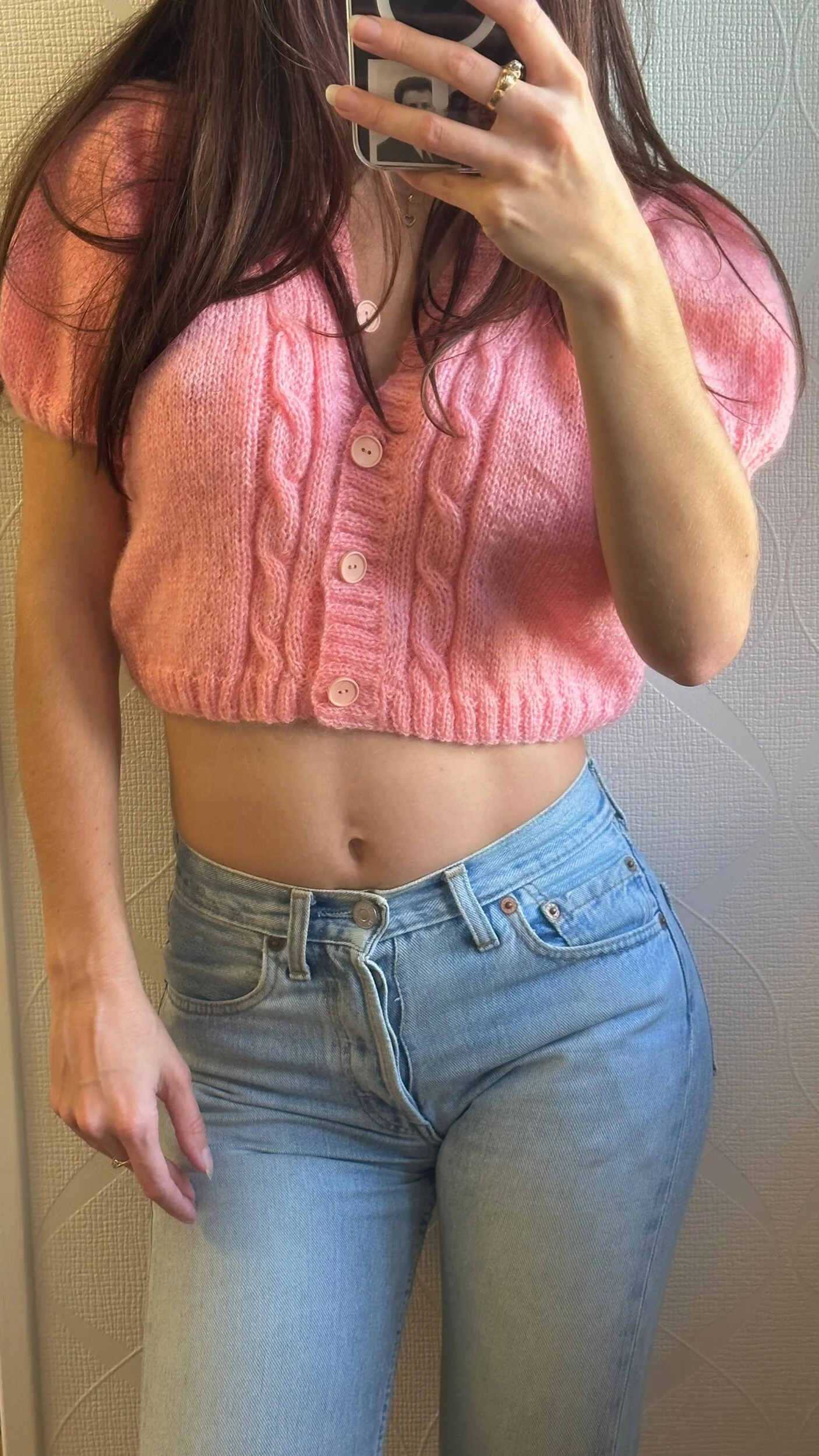 B1899FAC-9535-4D12-8F1E-025A7AAE4C9D