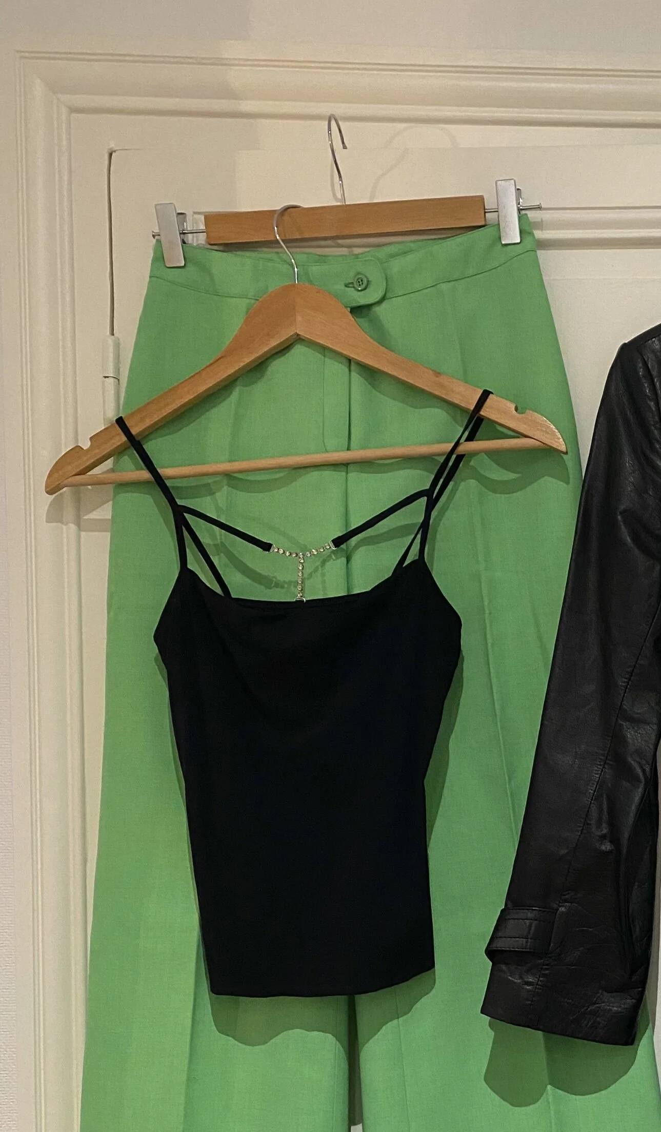 F70BE67B-7A06-433C-94FB-8ED261927966