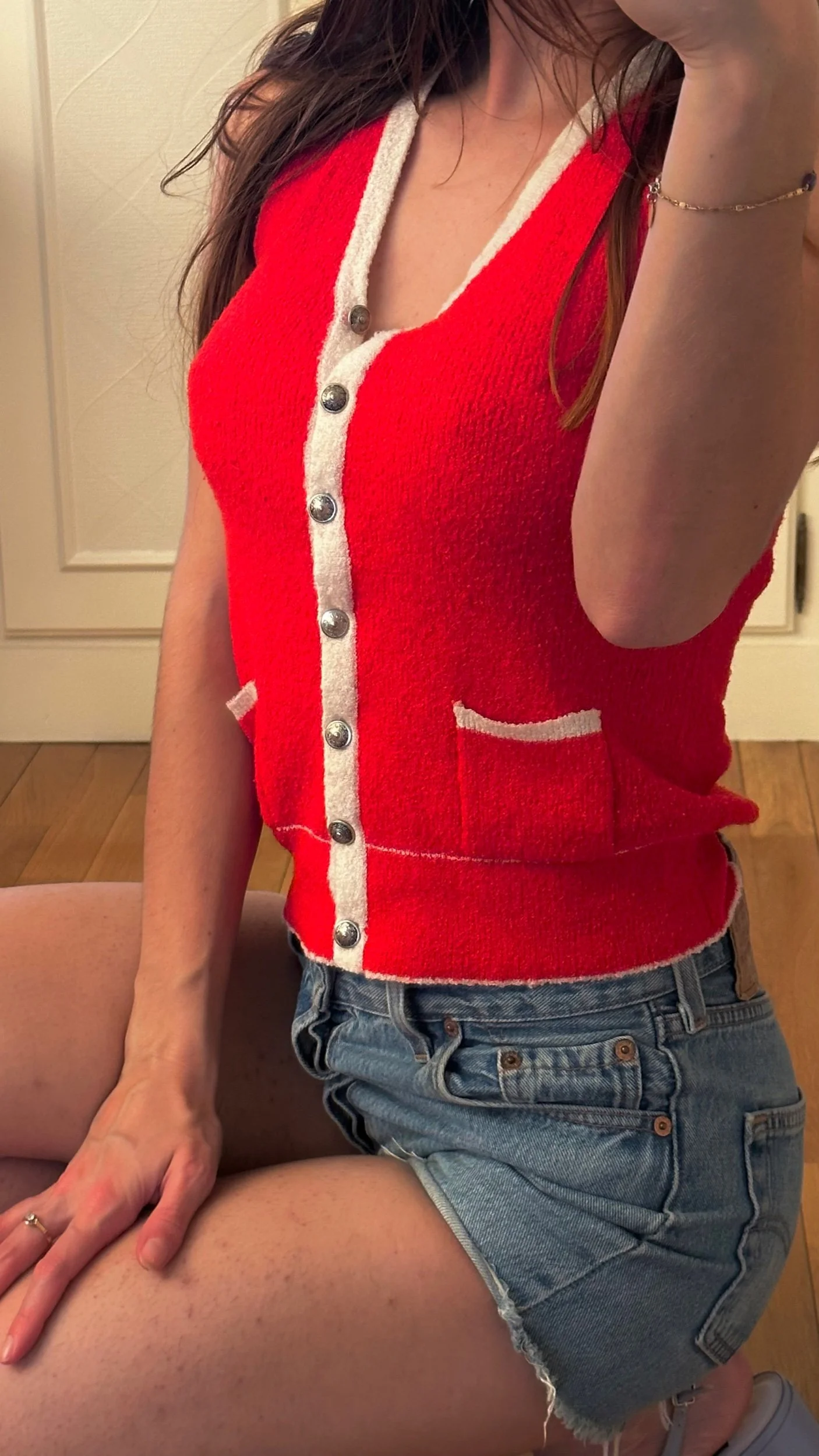 495FCDC4-D869-4BB7-8673-7AA5982FA979