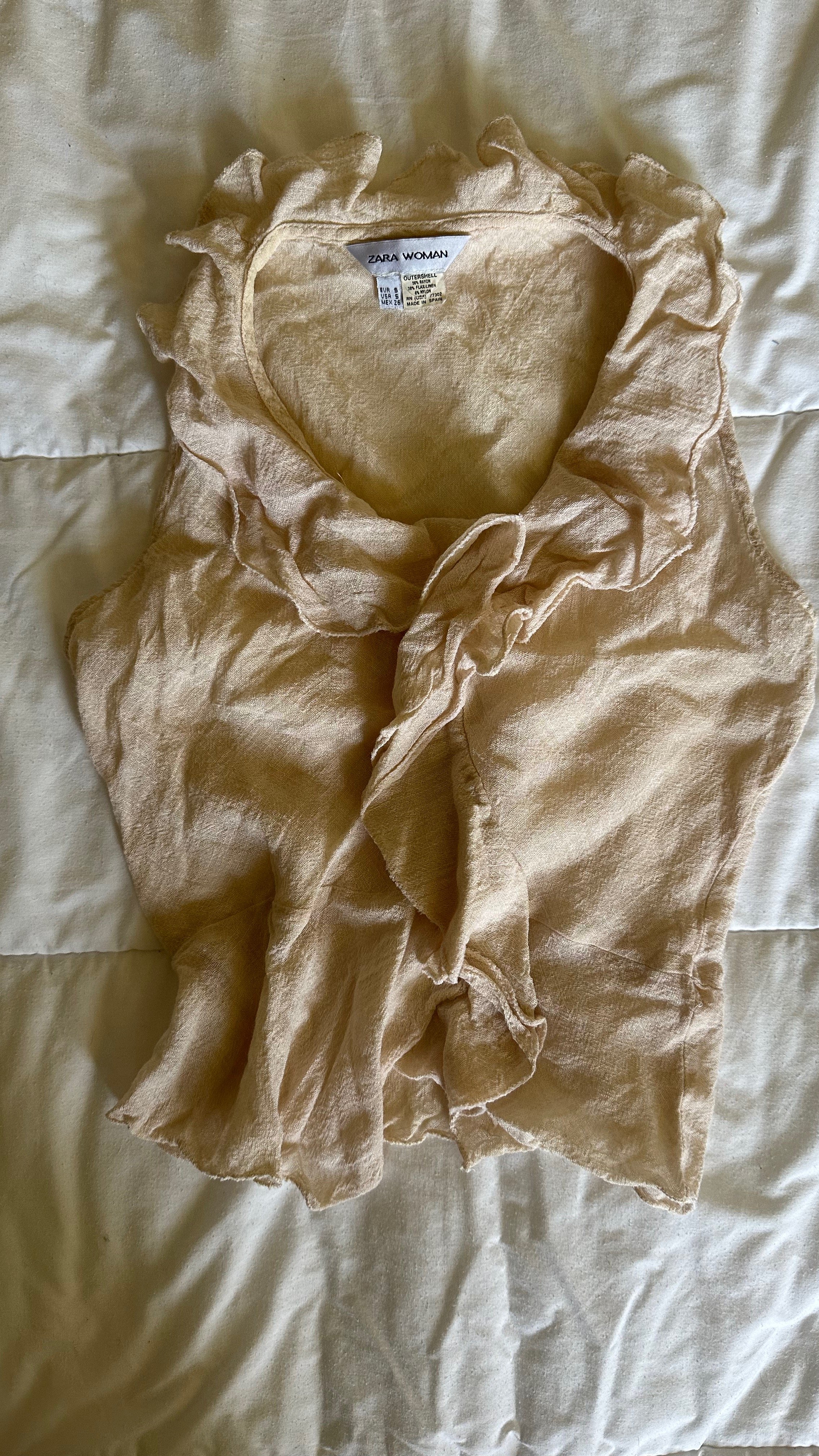 Vintage Beige Linen Ruffle Top Details