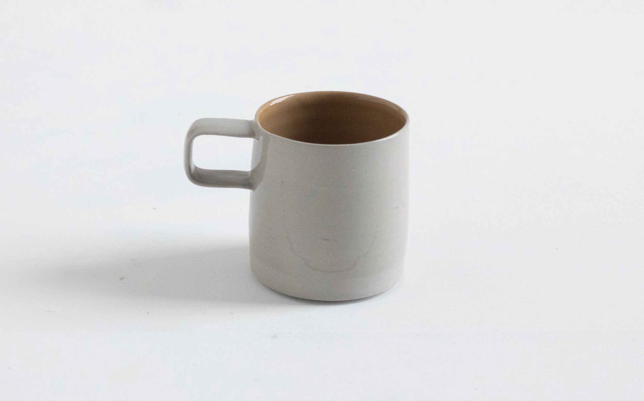 High Handle Cup Med