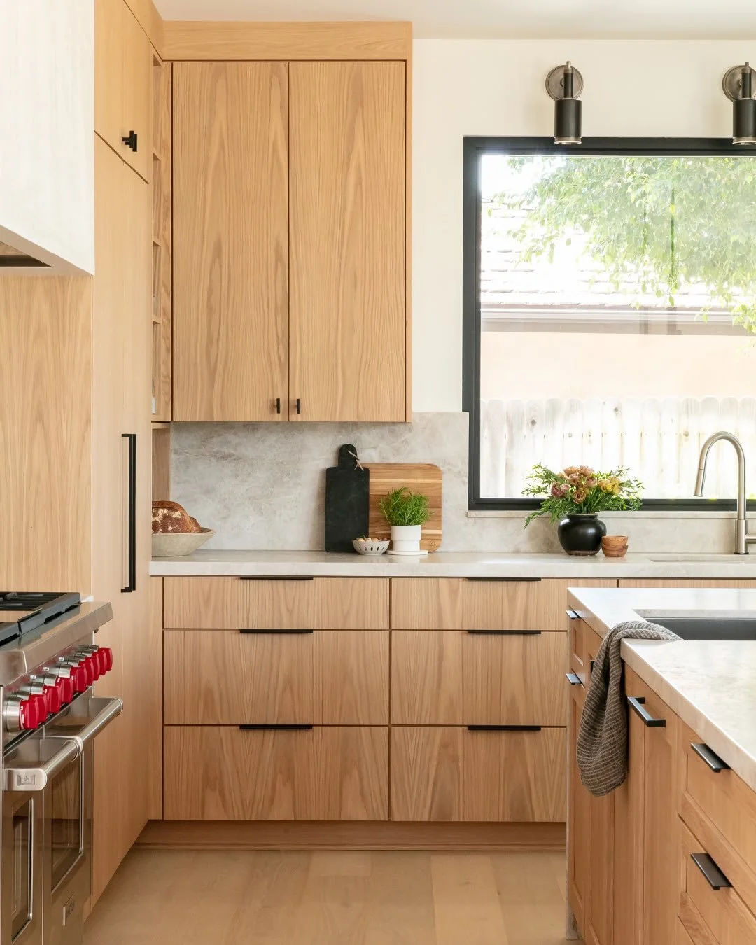 Some kitchens just never go out of style. 

Orange County interior design. Orange County interior designers. SoCal interior design. SoCal interior designers. Newport Beach interior design. Newport Beach interior designers. Luxury interior design. Int