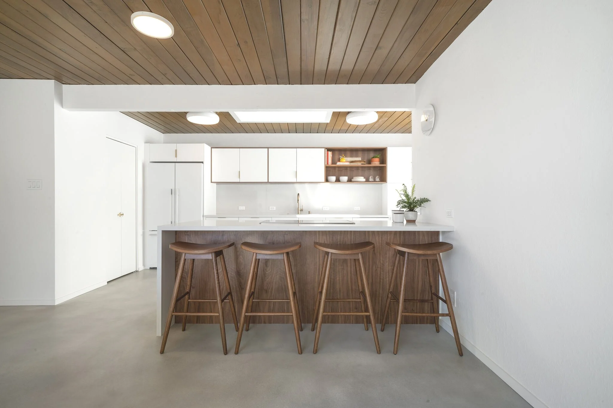 Mid-Century Modern Kitchen in Oakland
