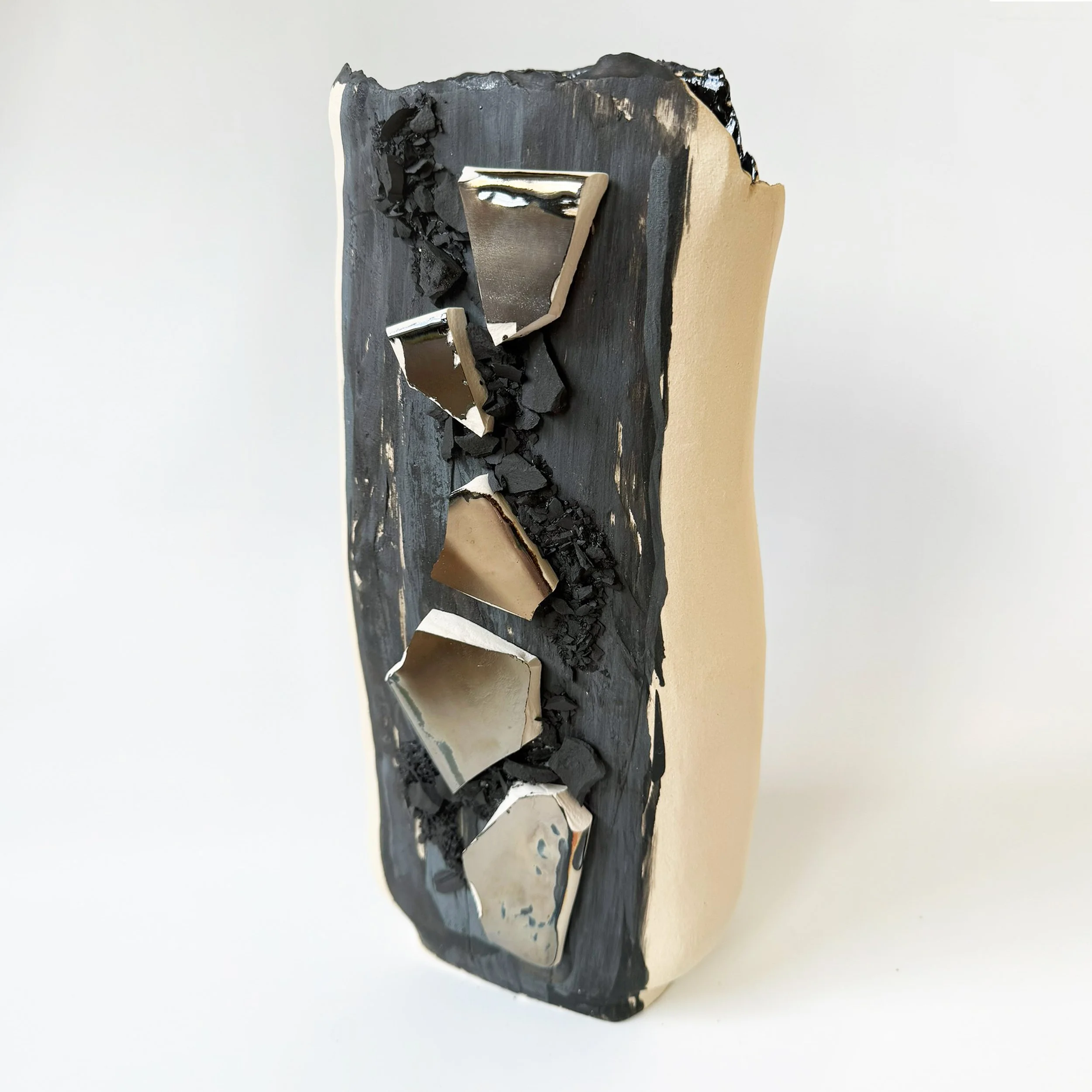 Paladium-Fragments-Vase.jpg