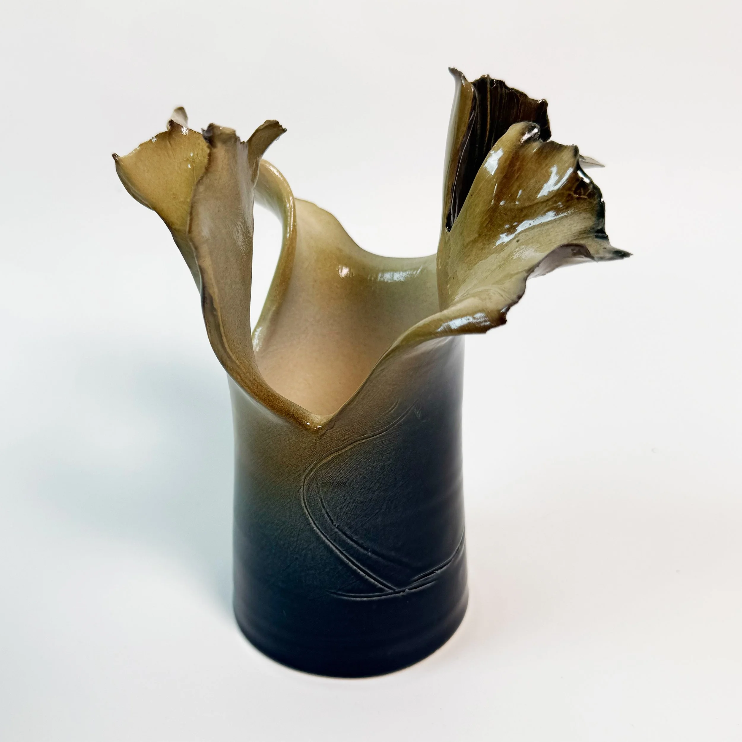 Wispy-vines-mini-vase.jpg