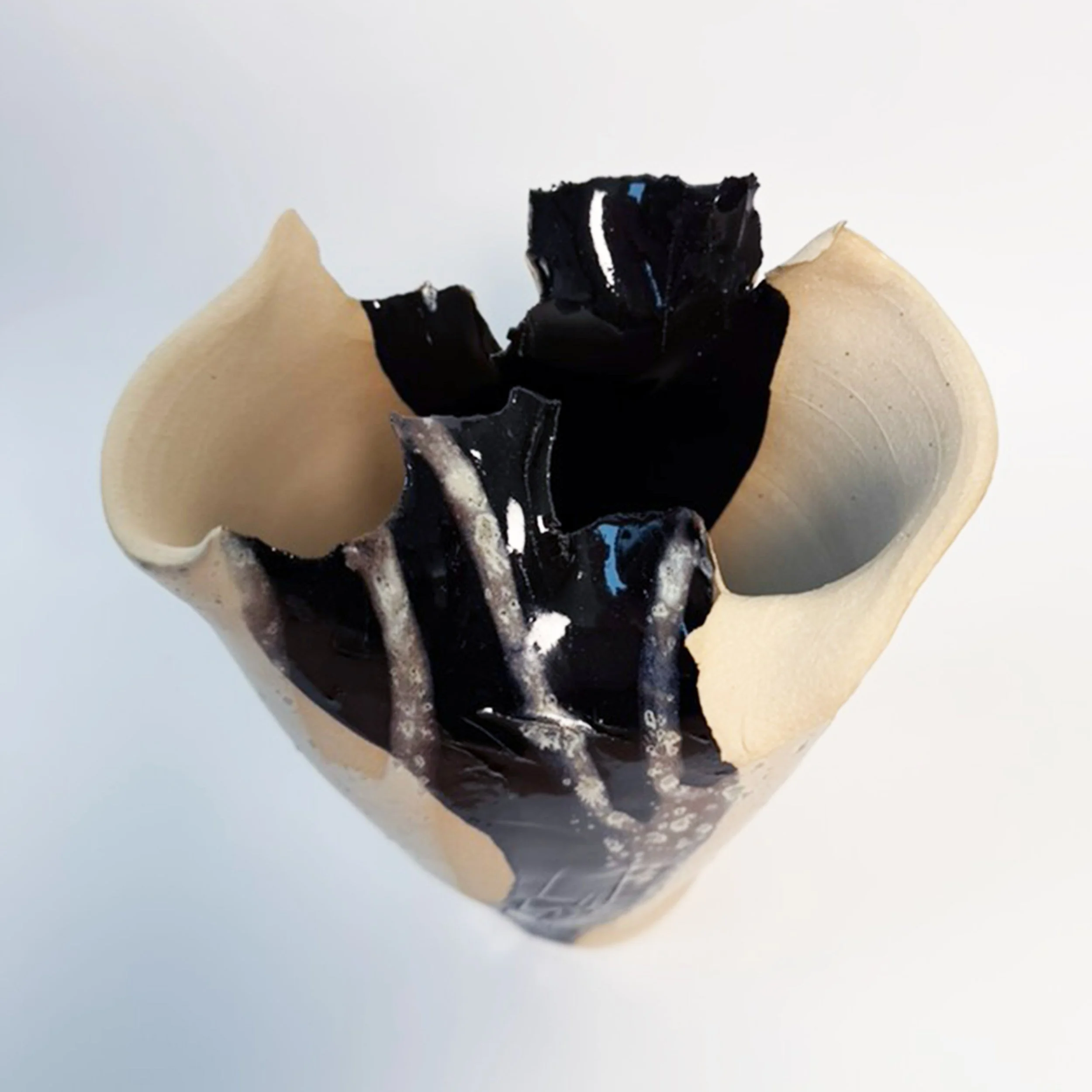 sea-spray-stoneware-vase_alt.jpg