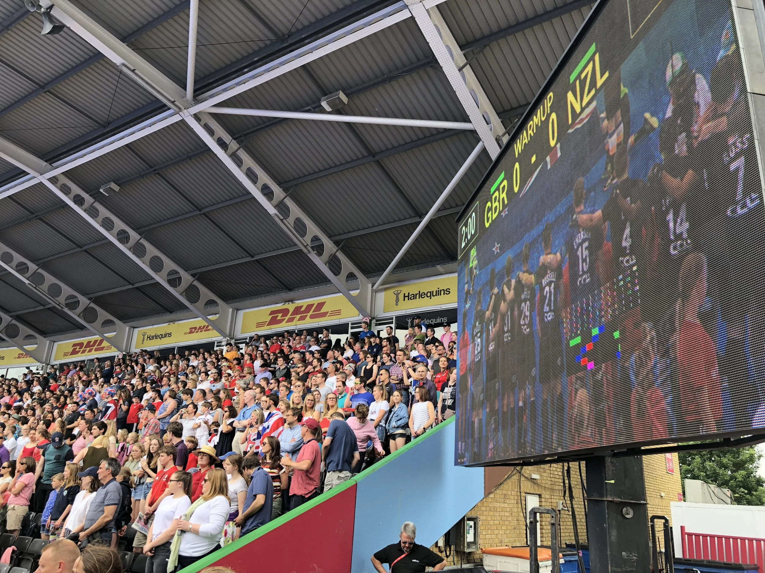 crowd & screen shot.JPG