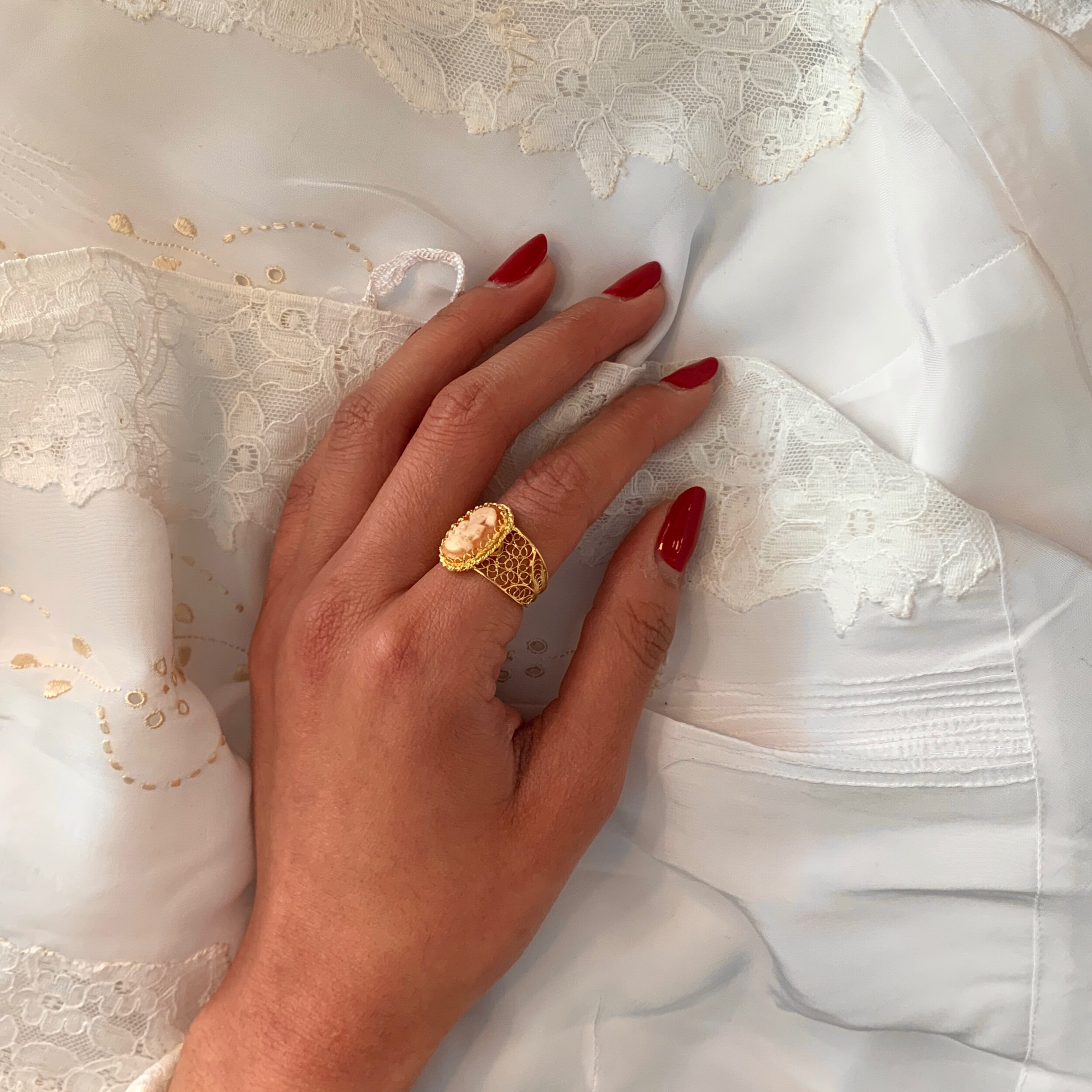 EFB49568-8F0A-44F2-91D5-467C2322969E