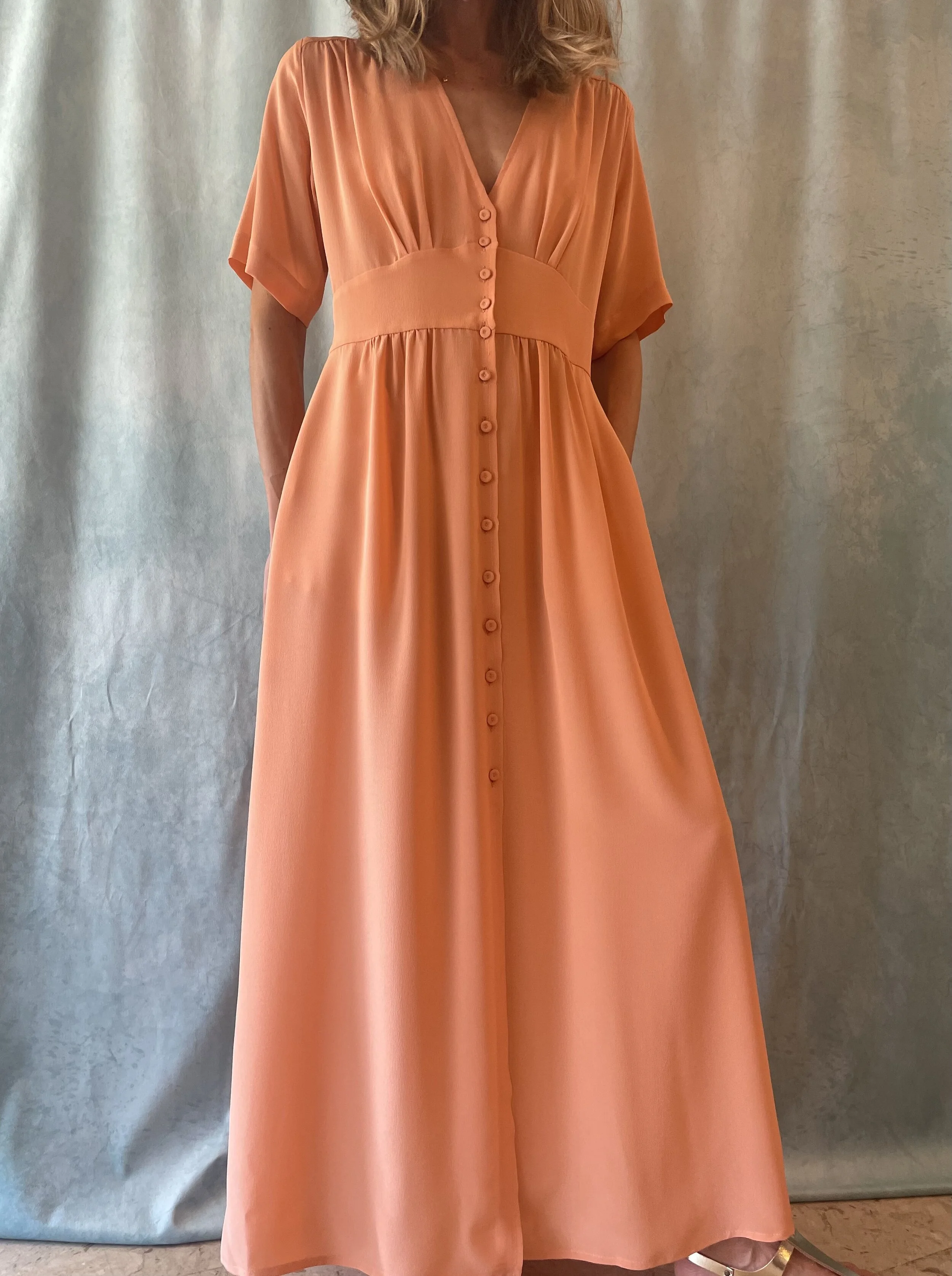 Doris dress Apricot