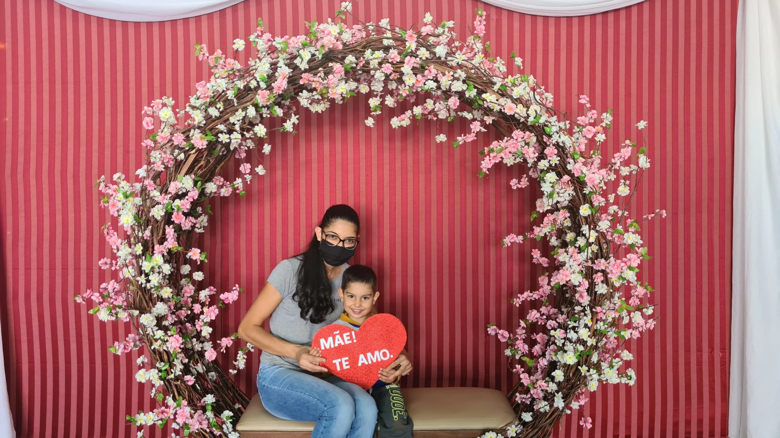 Dia das Mães 2021 - Fotos com as mamães - 09 de maio
