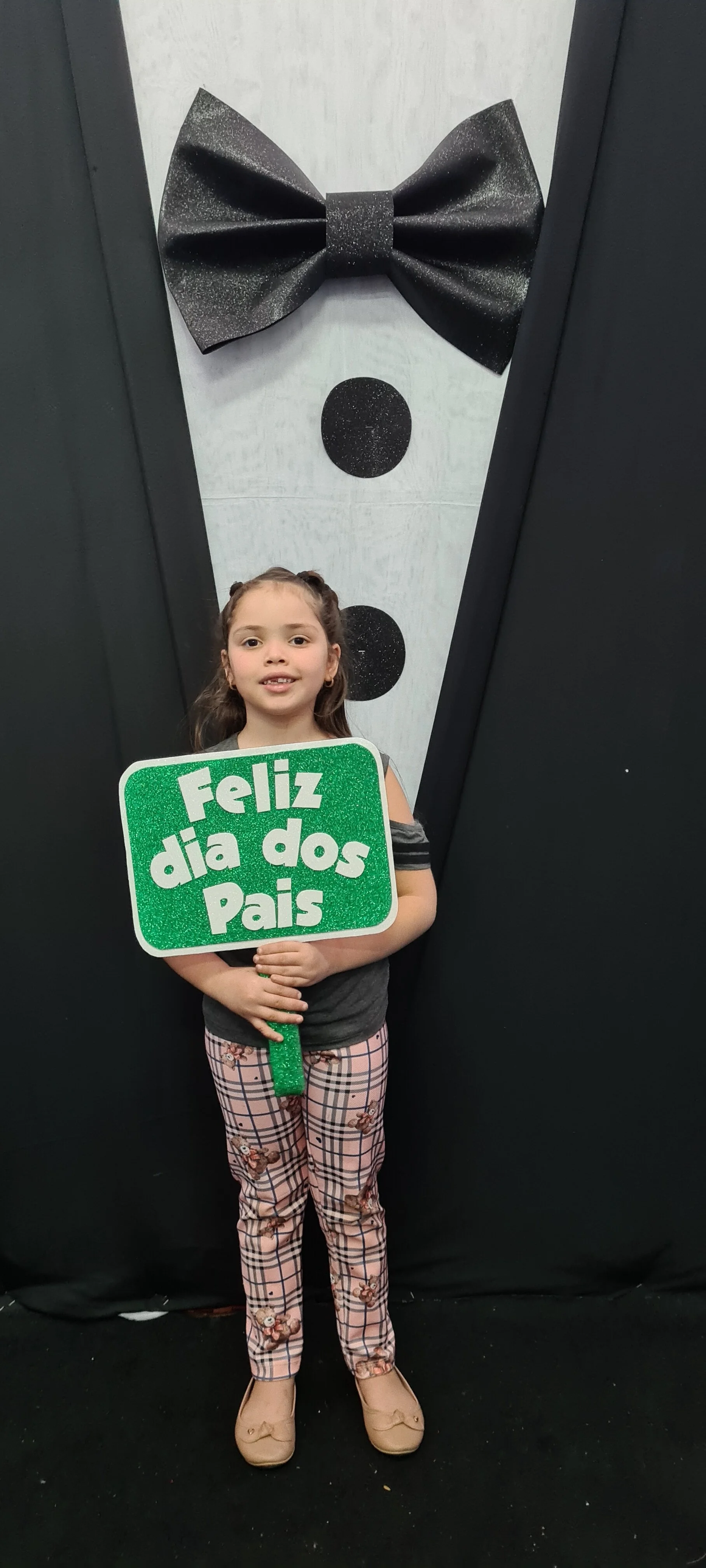 Dia dos Pais 2021- Fotos com nossos alunos da Educação Infantil Dia dos Pais 2021- Fotos com nossos alunos da Educação Infantil
