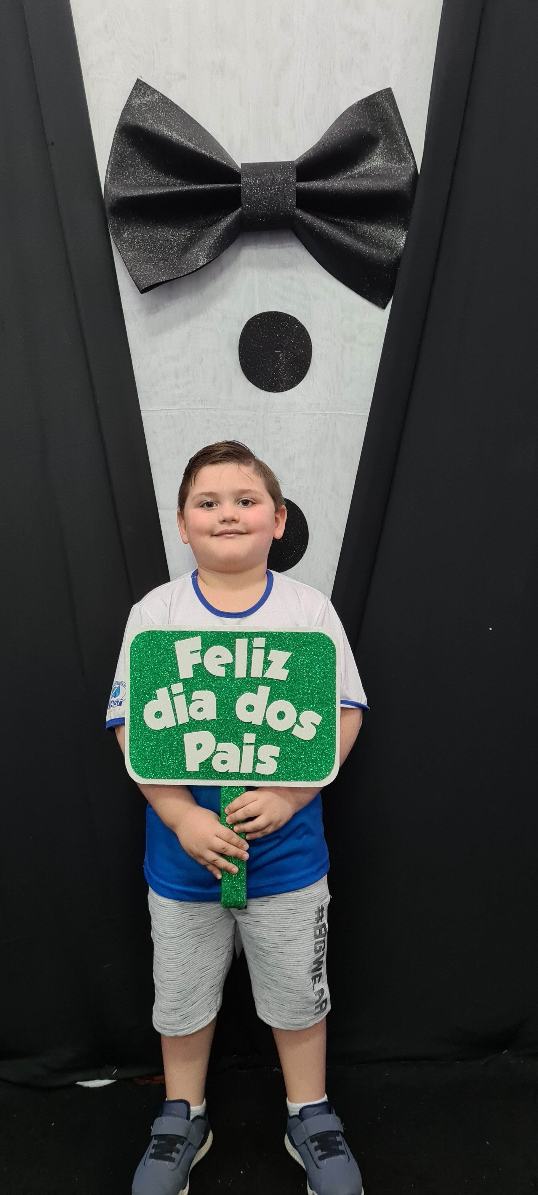 Dia dos Pais 2021- Fotos com nossos alunos da Educação Infantil Dia dos Pais 2021- Fotos com nossos alunos da Educação Infantil