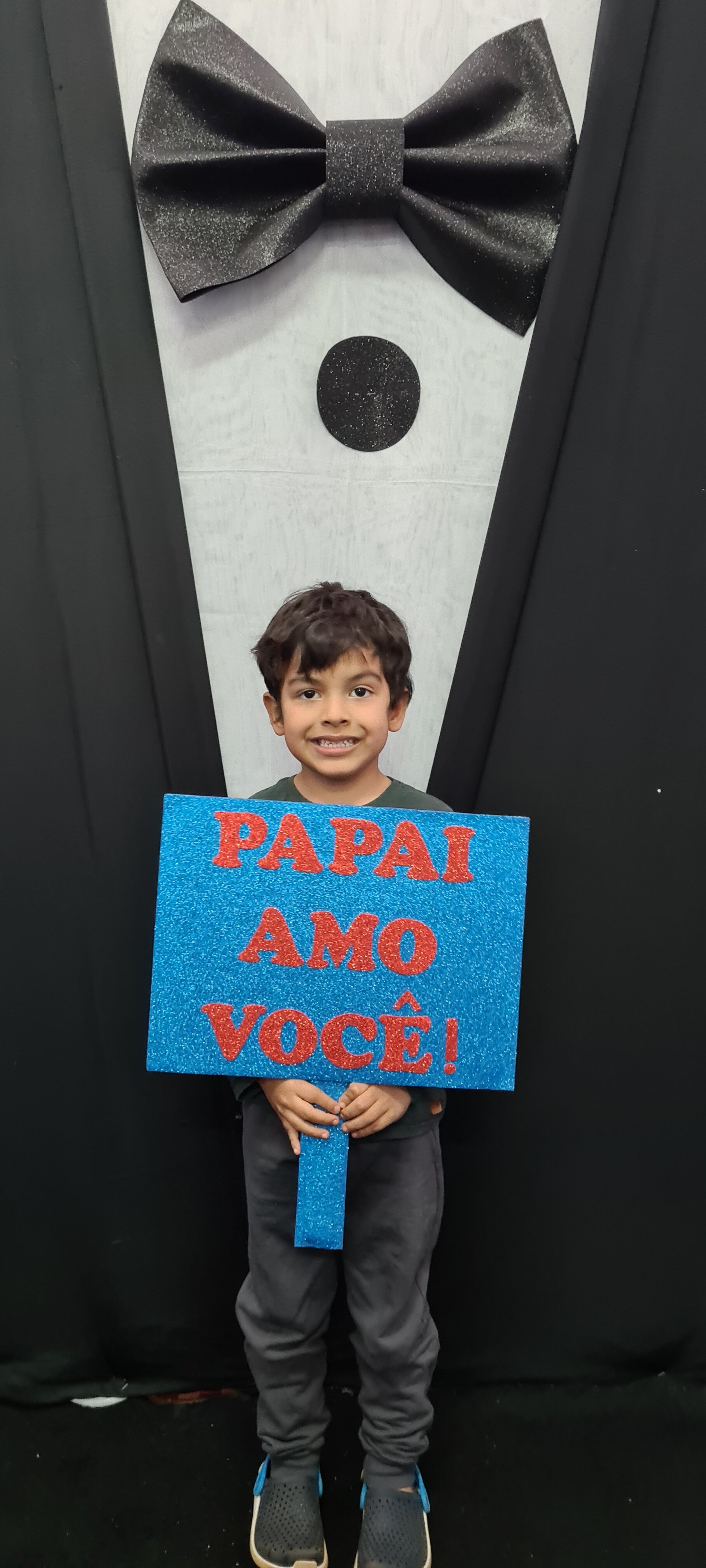 Dia dos Pais 2021- Fotos com nossos alunos da Educação Infantil Dia dos Pais 2021- Fotos com nossos alunos da Educação Infantil