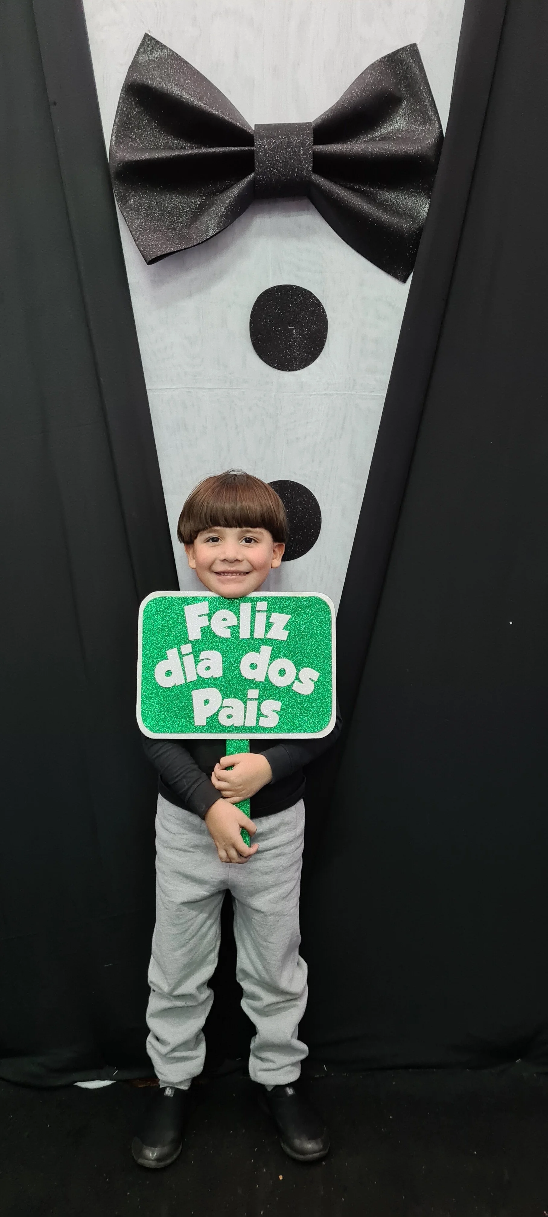 Dia dos Pais 2021- Fotos com nossos alunos da Educação Infantil Dia dos Pais 2021- Fotos com nossos alunos da Educação Infantil