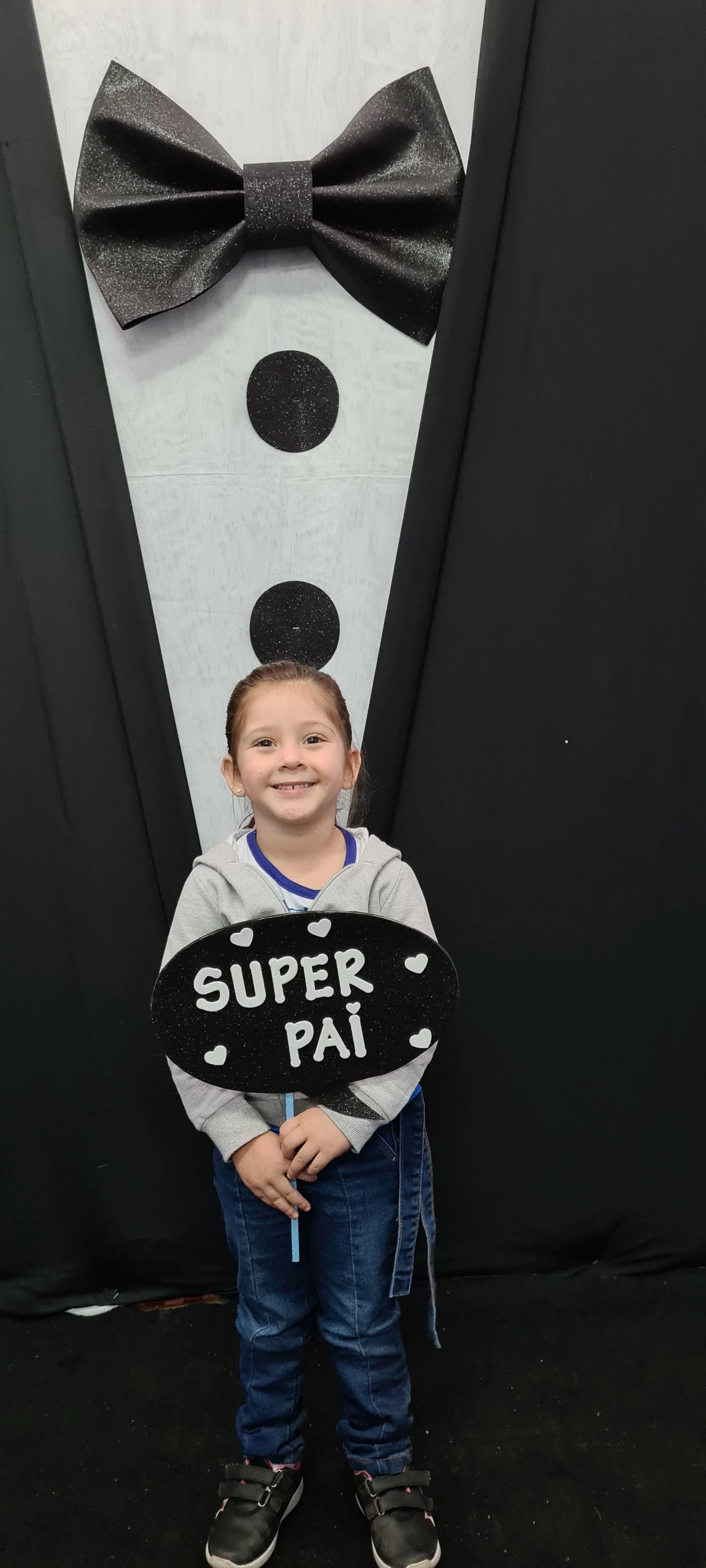 Dia dos Pais 2021- Fotos com nossos alunos da Educação Infantil Dia dos Pais 2021- Fotos com nossos alunos da Educação Infantil