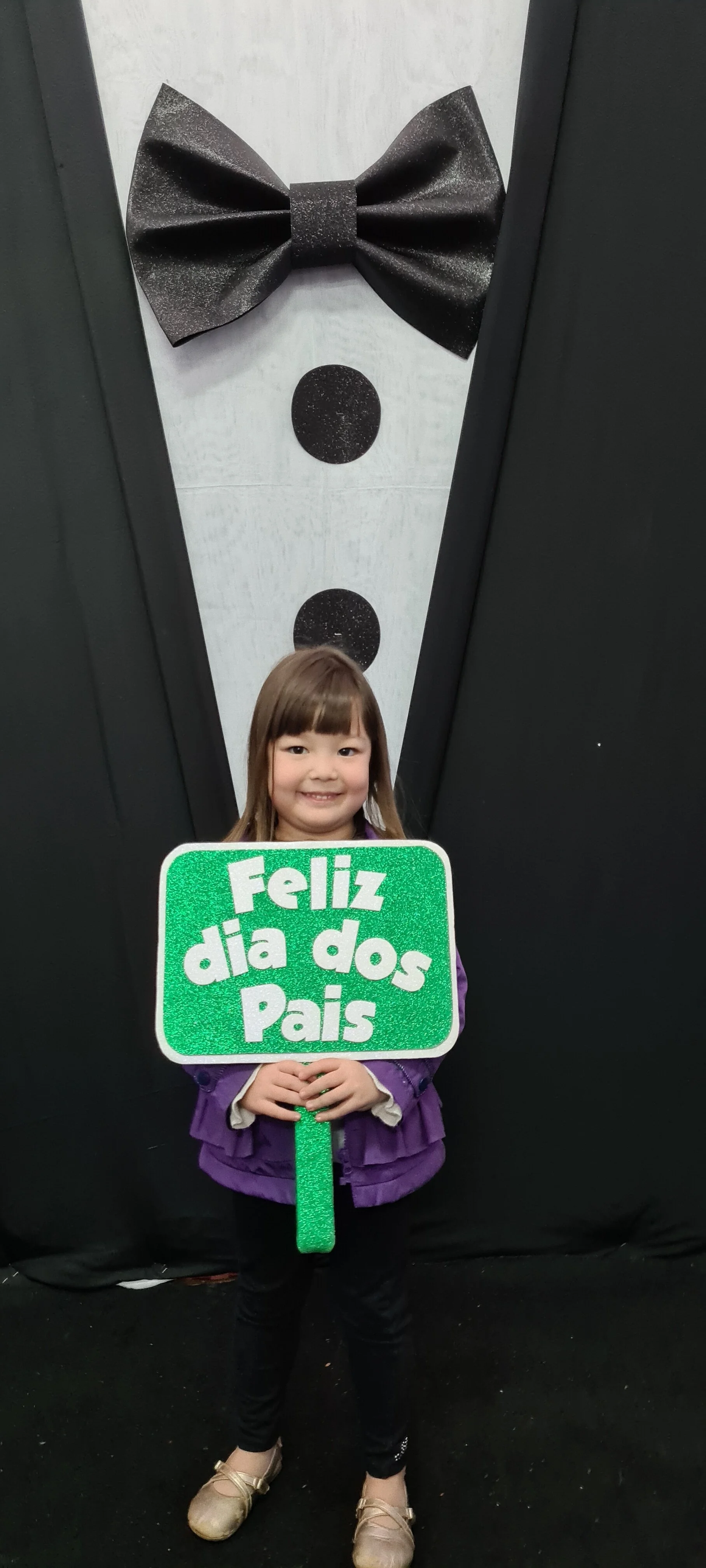 Dia dos Pais 2021- Fotos com nossos alunos da Educação Infantil Dia dos Pais 2021- Fotos com nossos alunos da Educação Infantil