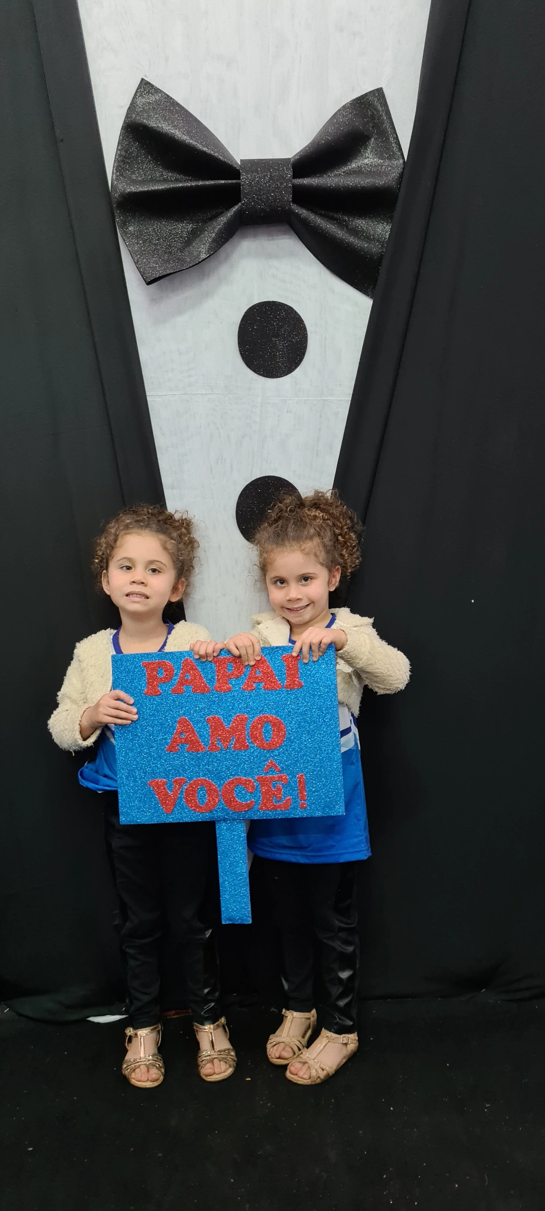 Dia dos Pais 2021- Fotos com nossos alunos da Educação Infantil Dia dos Pais 2021- Fotos com nossos alunos da Educação Infantil