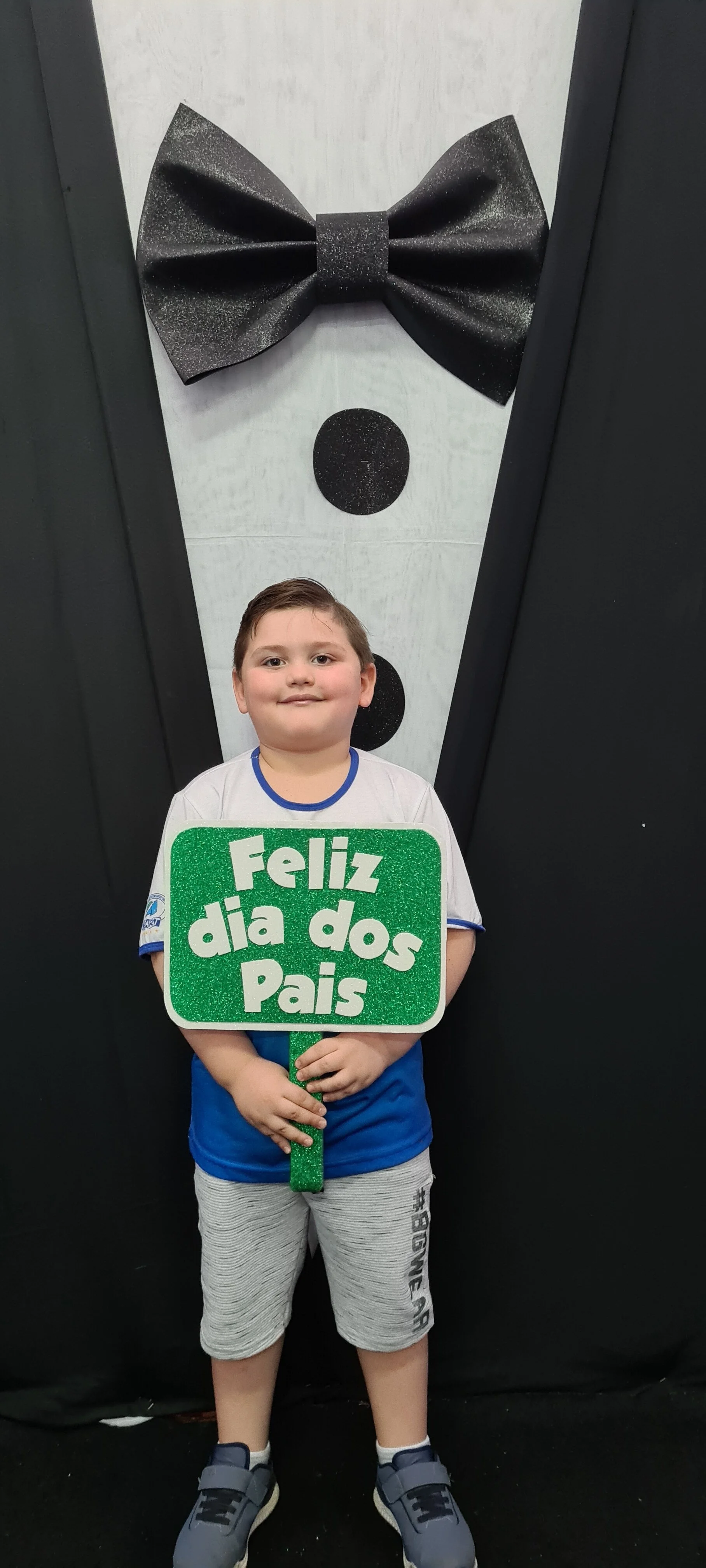 Dia dos Pais 2021- Fotos com nossos alunos da Educação Infantil Dia dos Pais 2021- Fotos com nossos alunos da Educação Infantil