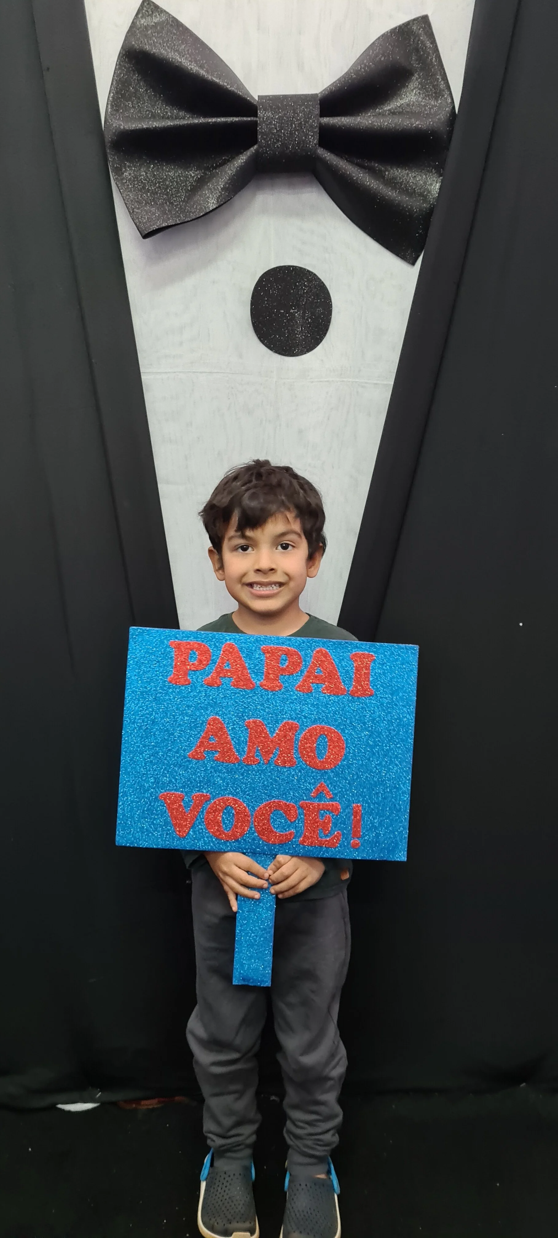 Dia dos Pais 2021- Fotos com nossos alunos da Educação Infantil Dia dos Pais 2021- Fotos com nossos alunos da Educação Infantil