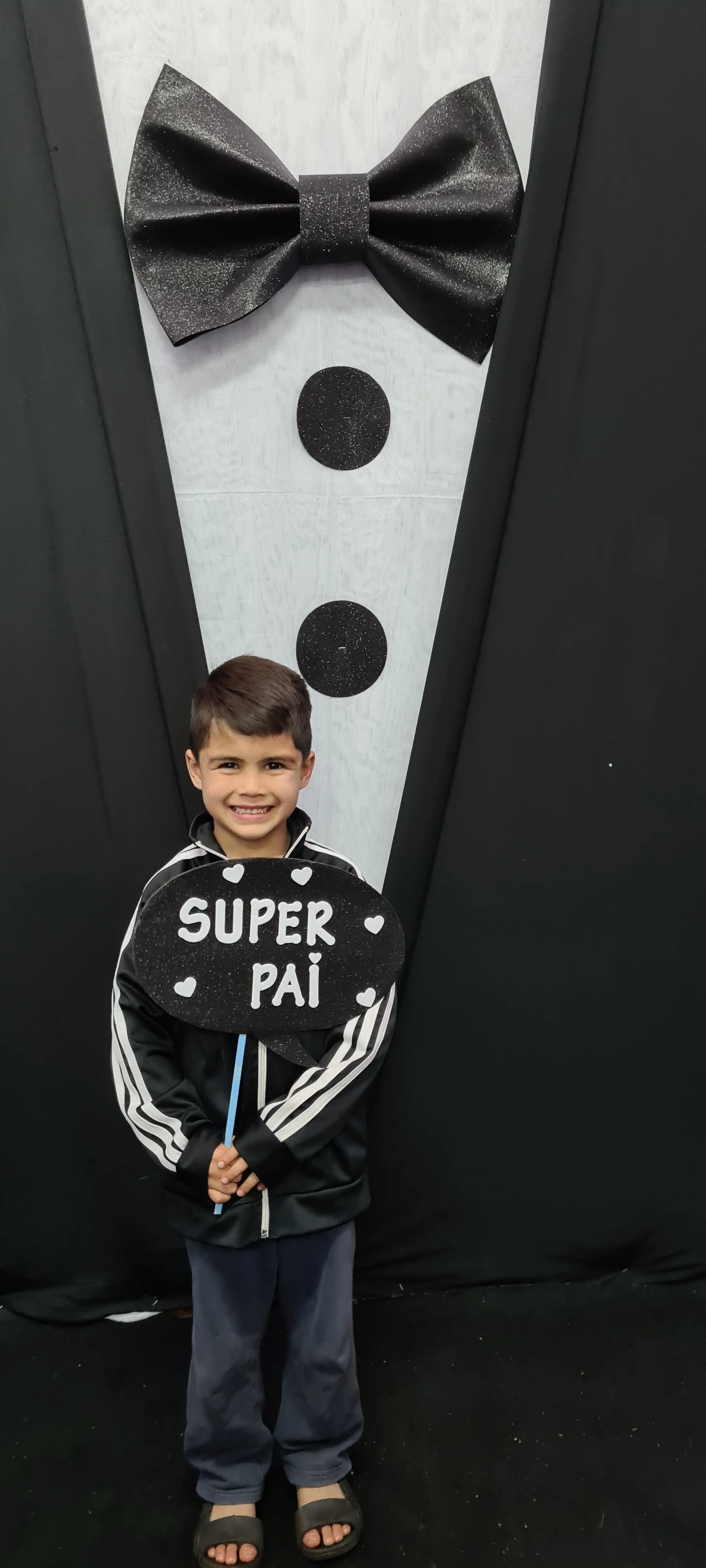 Dia dos Pais 2021- Fotos com nossos alunos da Educação Infantil Dia dos Pais 2021- Fotos com nossos alunos da Educação Infantil