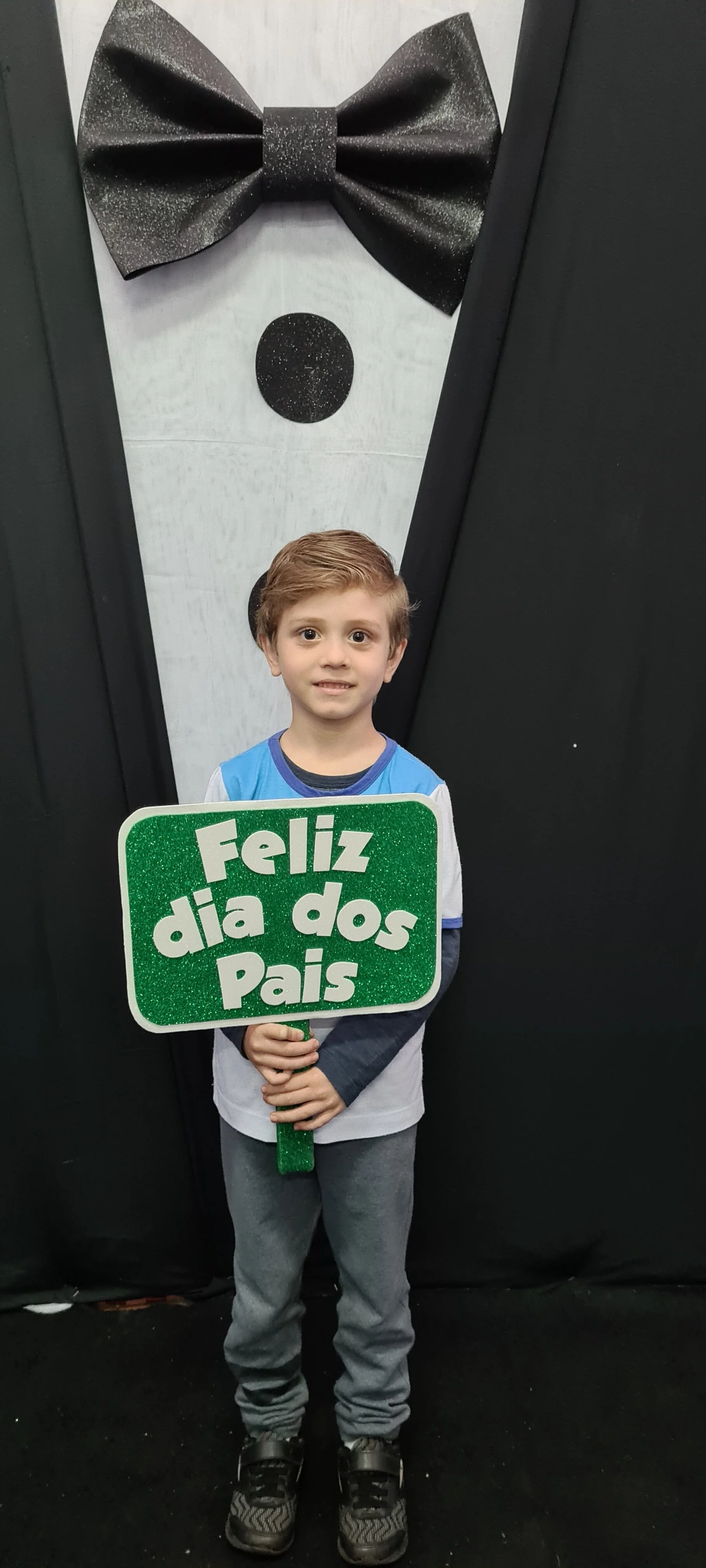 Dia dos Pais 2021- Fotos com nossos alunos da Educação Infantil Dia dos Pais 2021- Fotos com nossos alunos da Educação Infantil