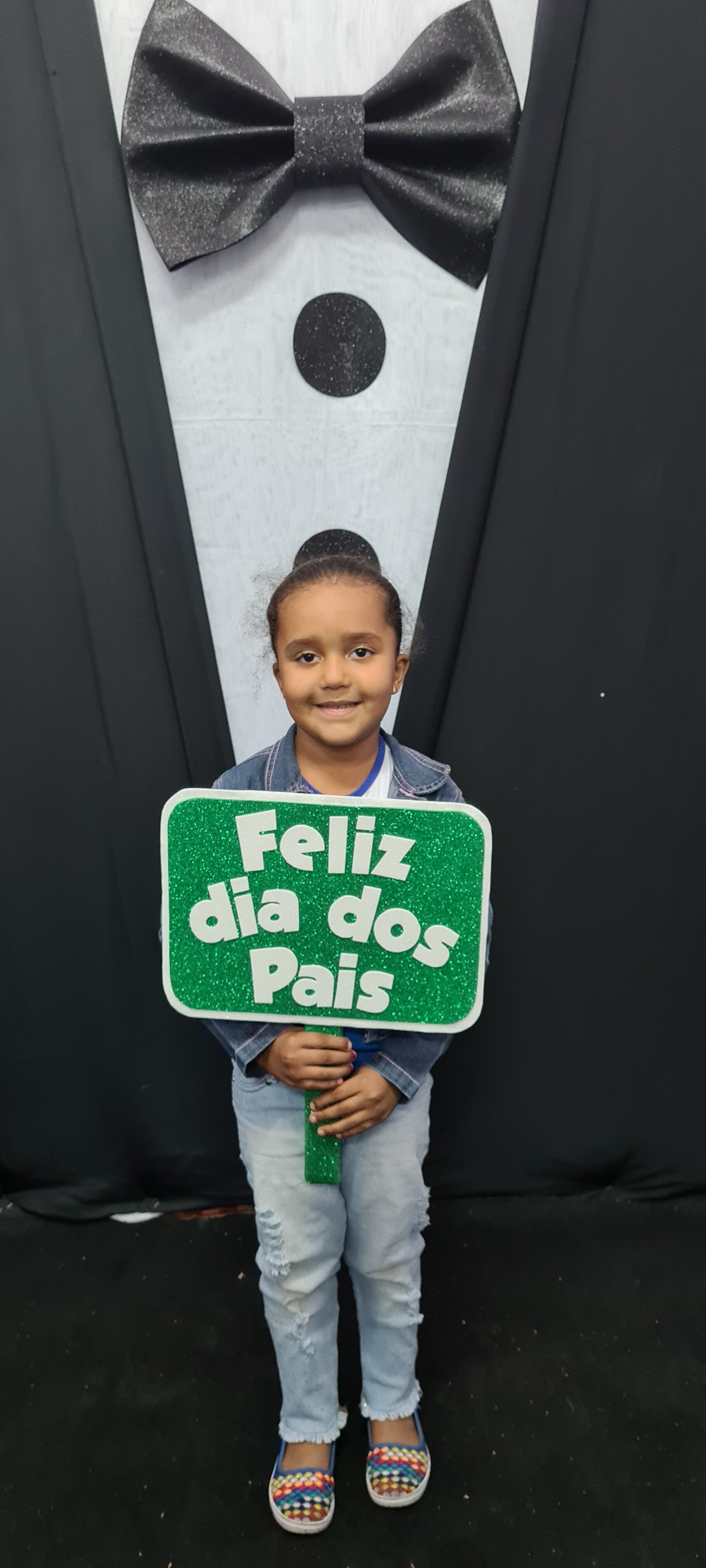 Dia dos Pais 2021- Fotos com nossos alunos da Educação Infantil Dia dos Pais 2021- Fotos com nossos alunos da Educação Infantil