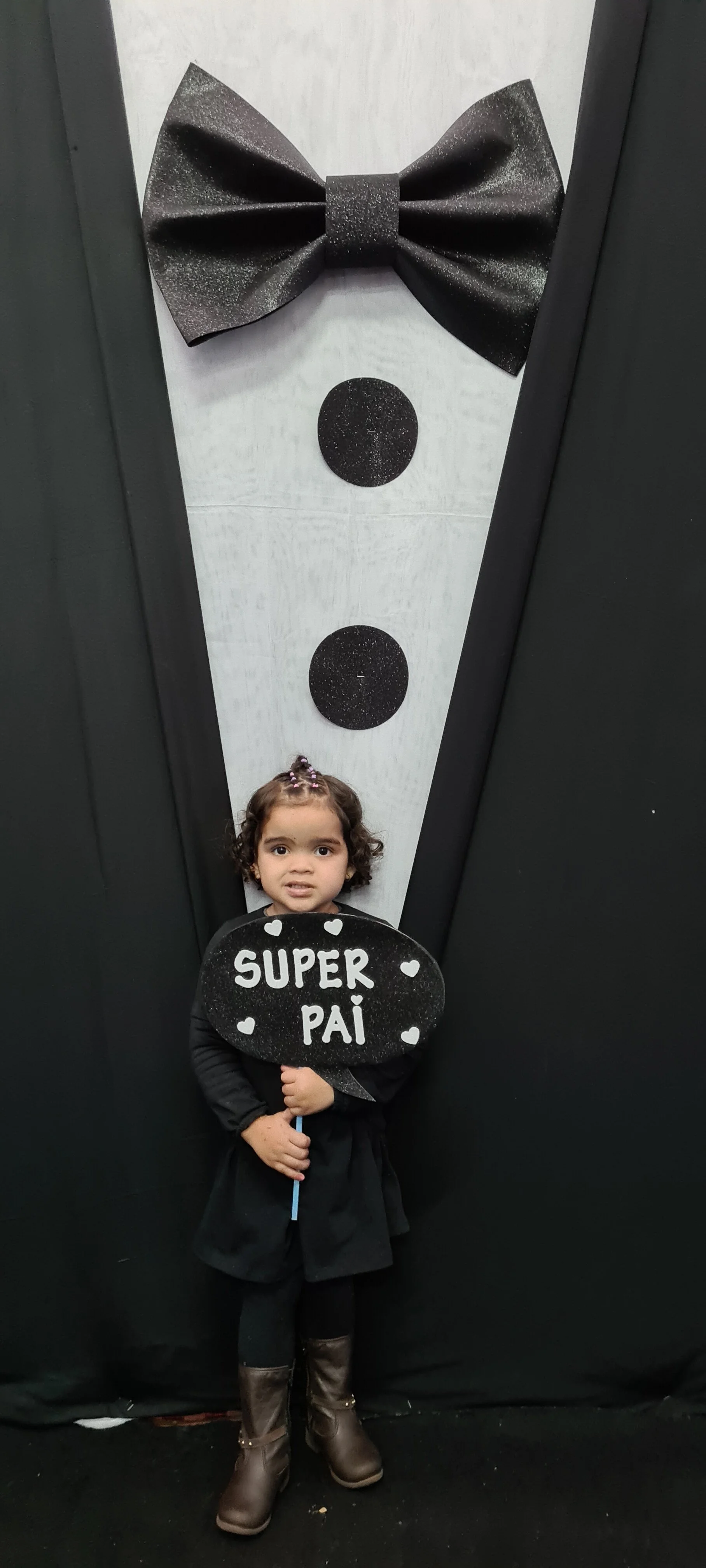 Dia dos Pais 2021- Fotos com nossos alunos da Educação Infantil Dia dos Pais 2021- Fotos com nossos alunos da Educação Infantil