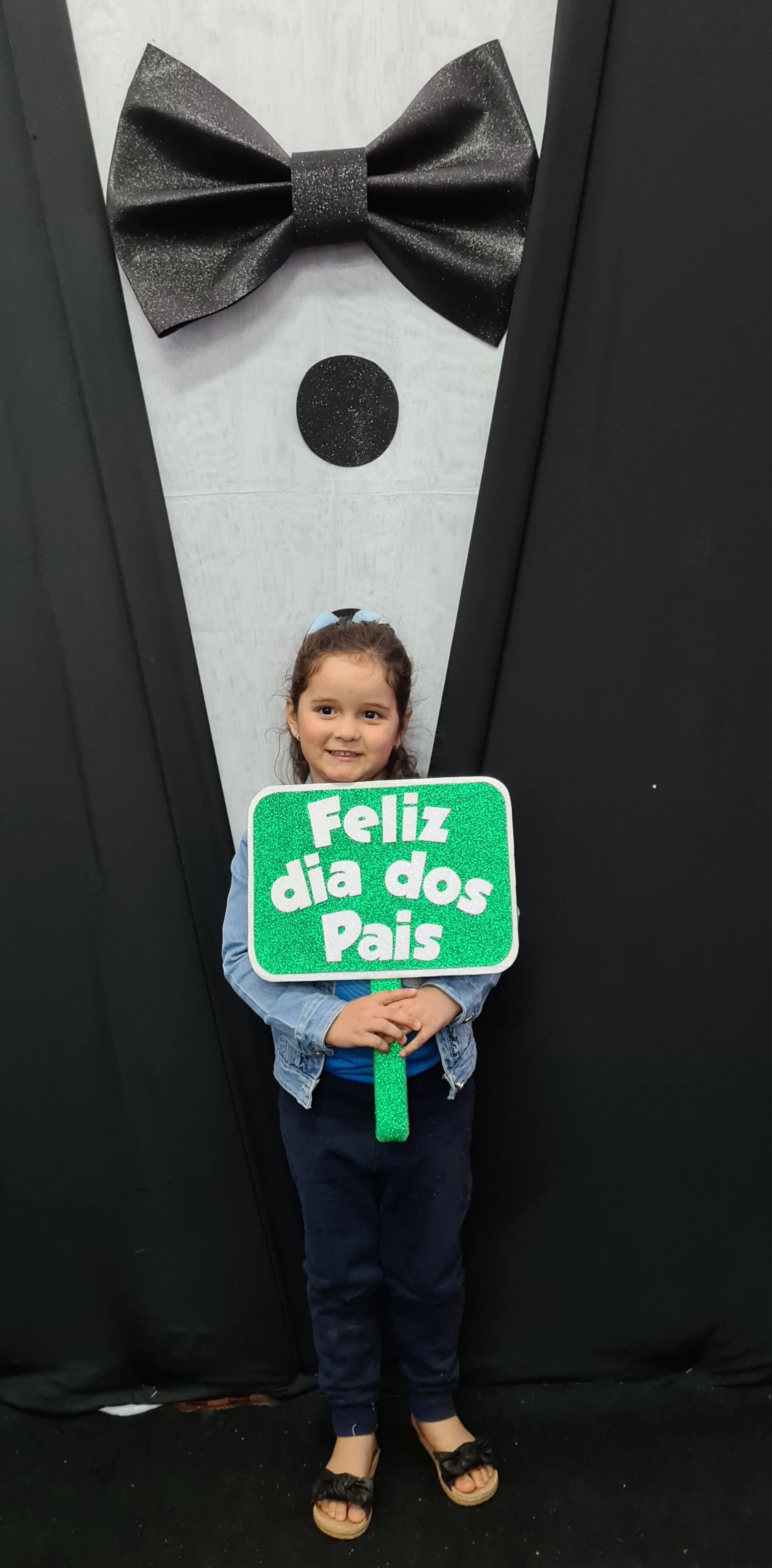 Dia dos Pais 2021- Fotos com nossos alunos da Educação Infantil Dia dos Pais 2021- Fotos com nossos alunos da Educação Infantil