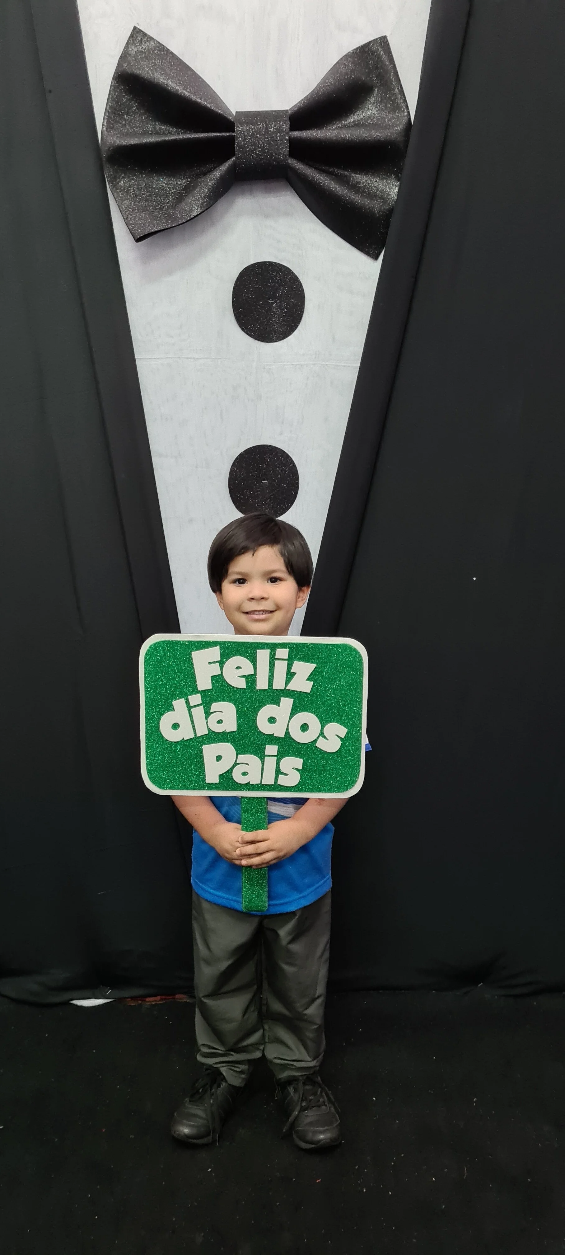 Dia dos Pais 2021- Fotos com nossos alunos da Educação Infantil Dia dos Pais 2021- Fotos com nossos alunos da Educação Infantil