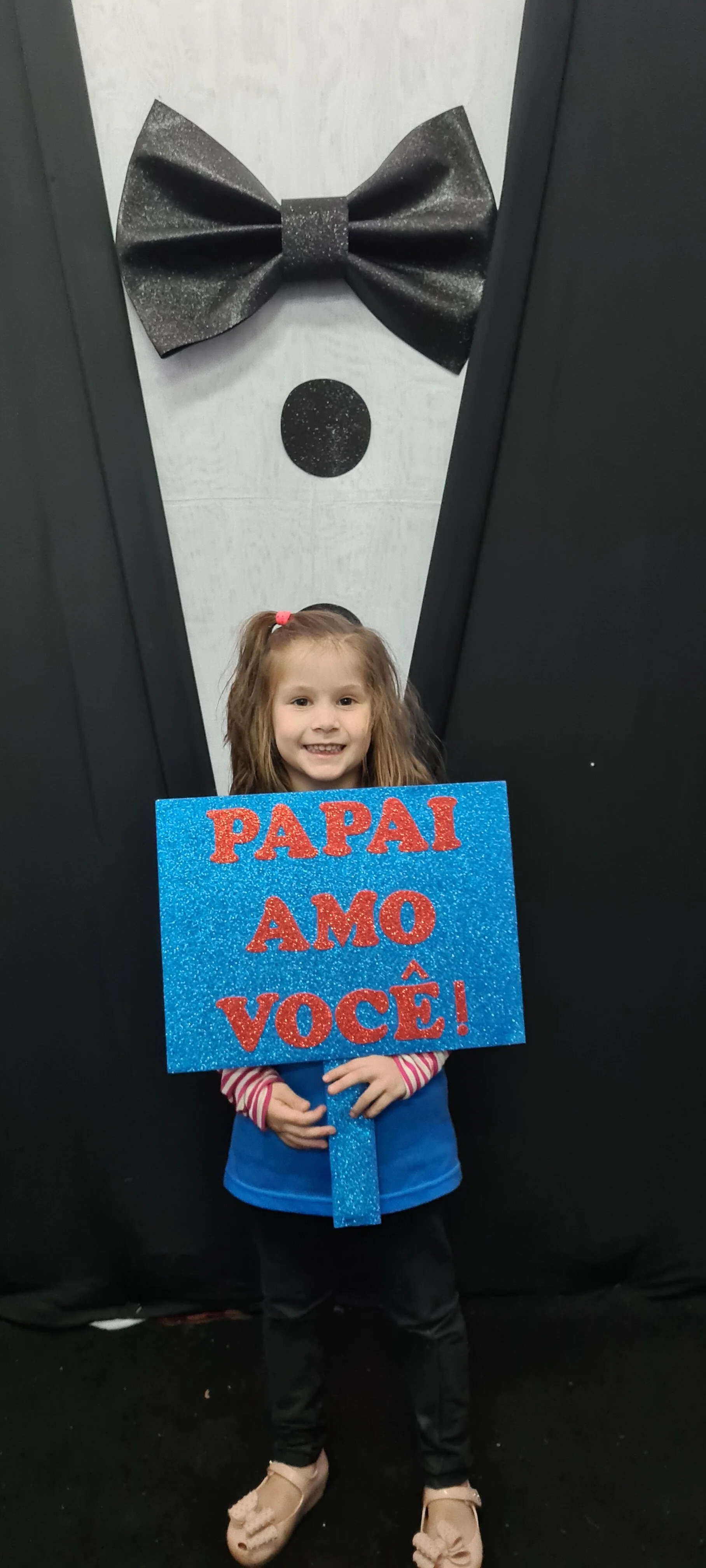 Dia dos Pais 2021- Fotos com nossos alunos da Educação Infantil Dia dos Pais 2021- Fotos com nossos alunos da Educação Infantil