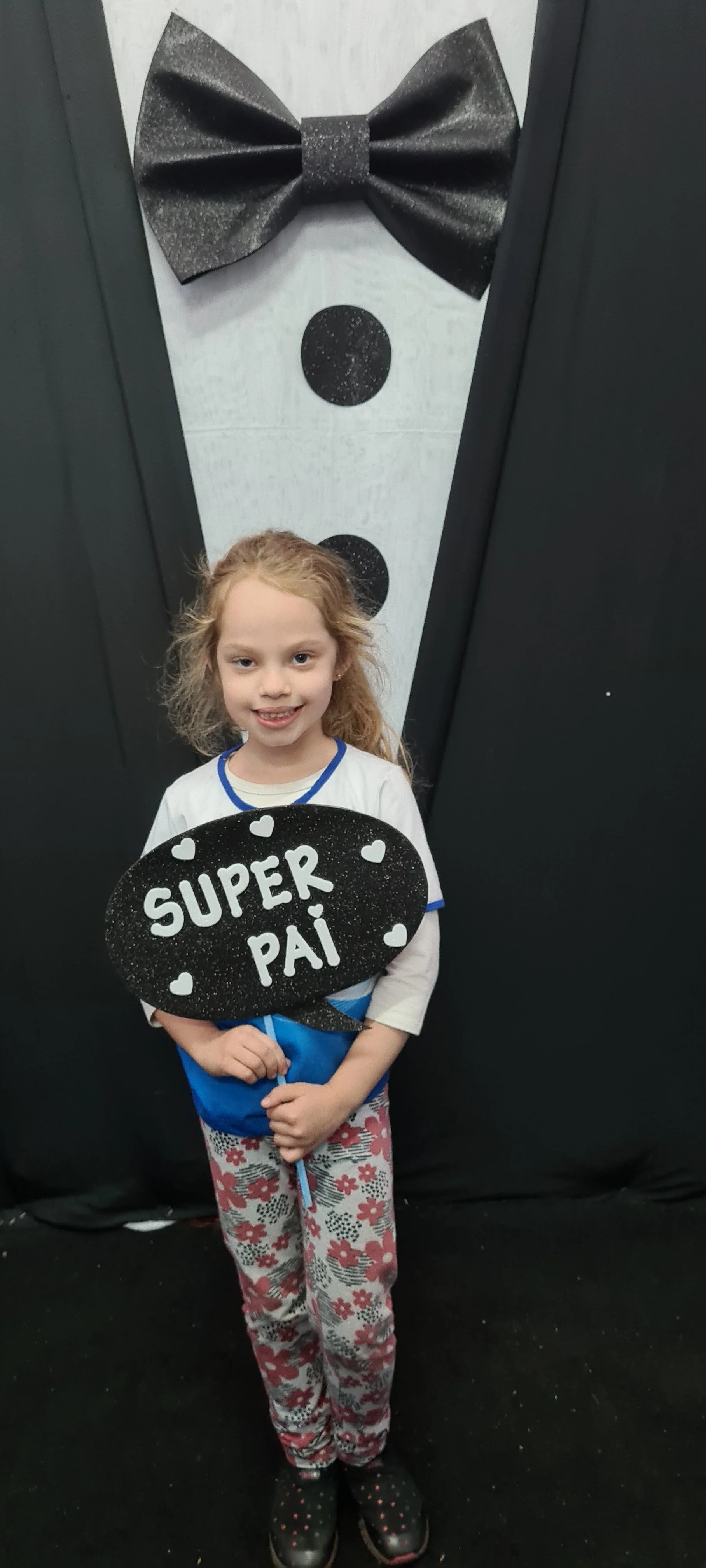 Dia dos Pais 2021- Fotos com nossos alunos da Educação Infantil Dia dos Pais 2021- Fotos com nossos alunos da Educação Infantil