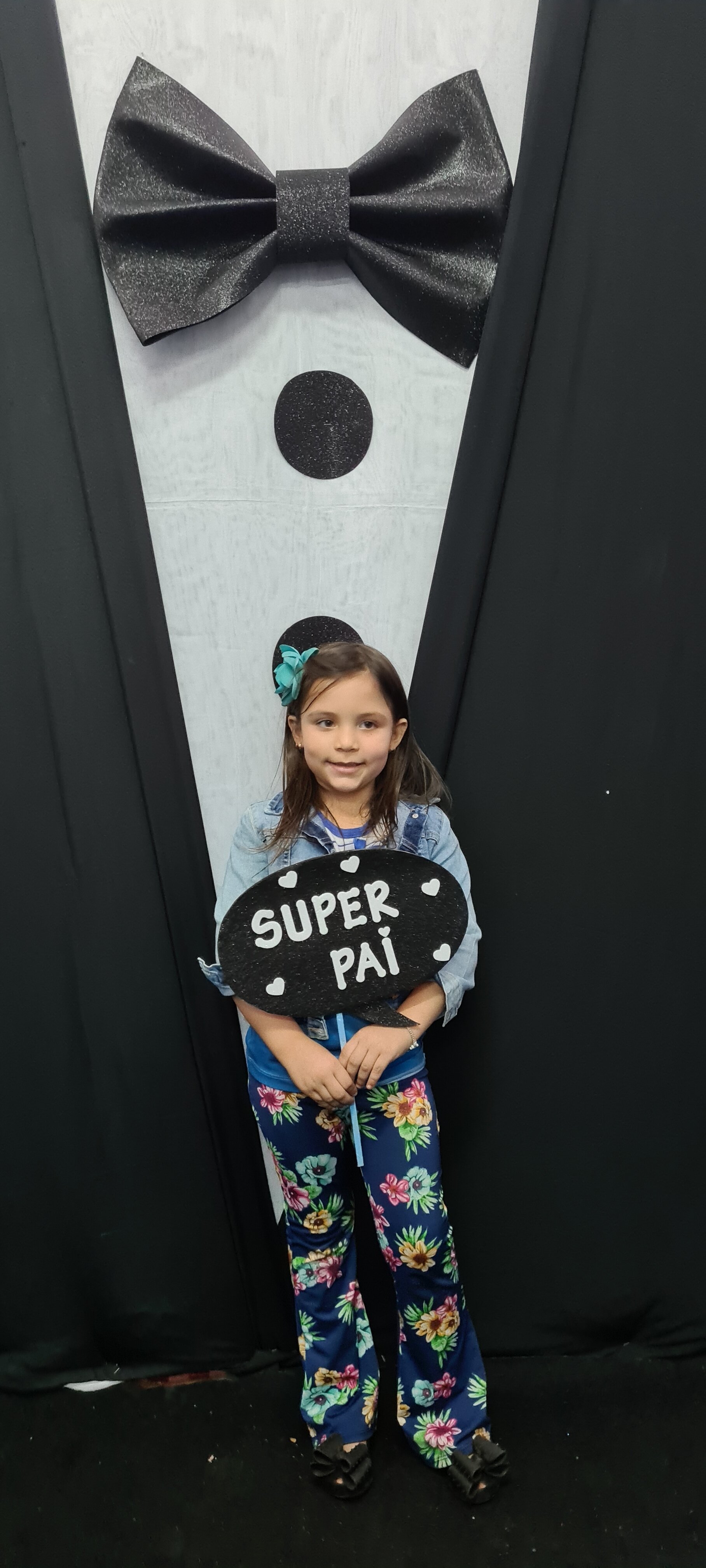 Dia dos Pais 2021- Fotos com nossos alunos da Educação Infantil Dia dos Pais 2021- Fotos com nossos alunos da Educação Infantil
