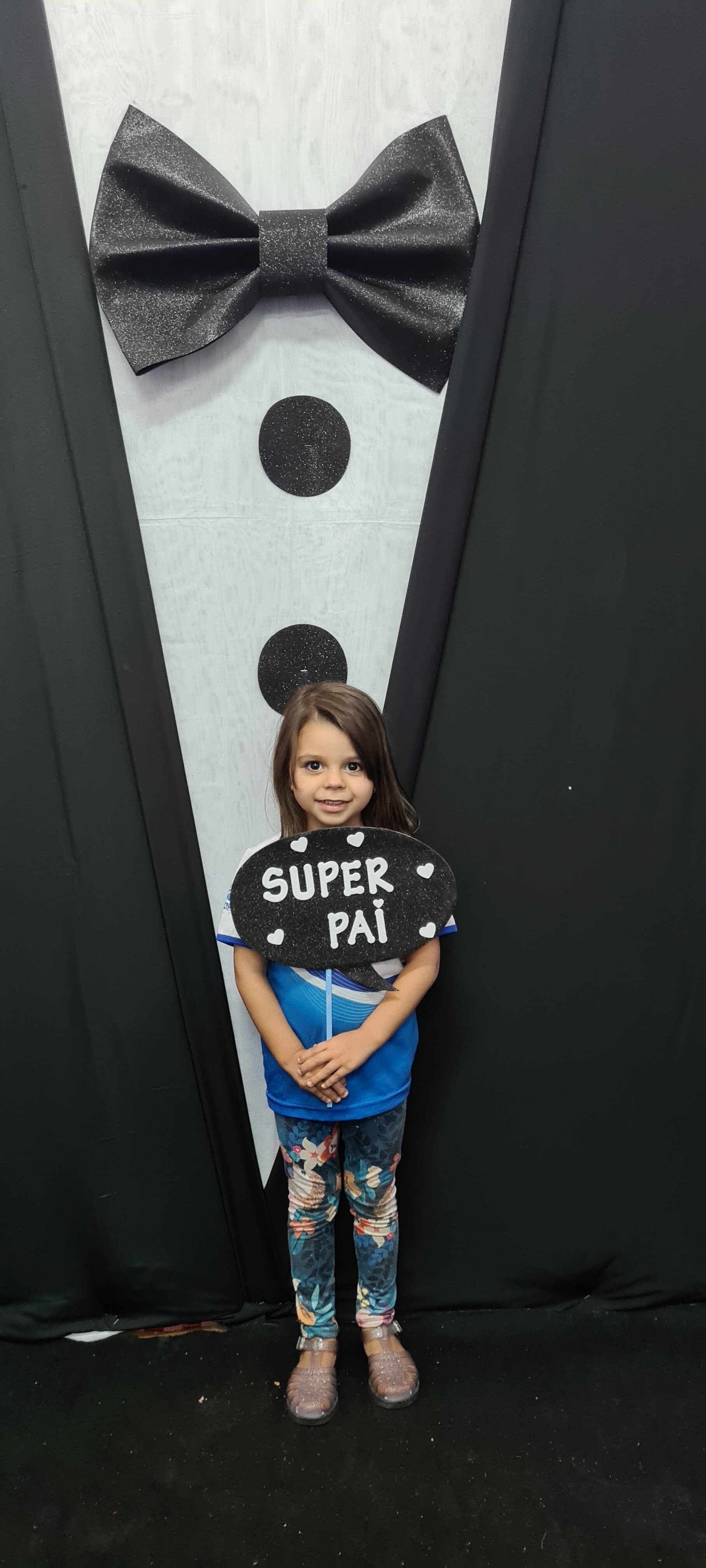 Dia dos Pais 2021- Fotos com nossos alunos da Educação Infantil Dia dos Pais 2021- Fotos com nossos alunos da Educação Infantil