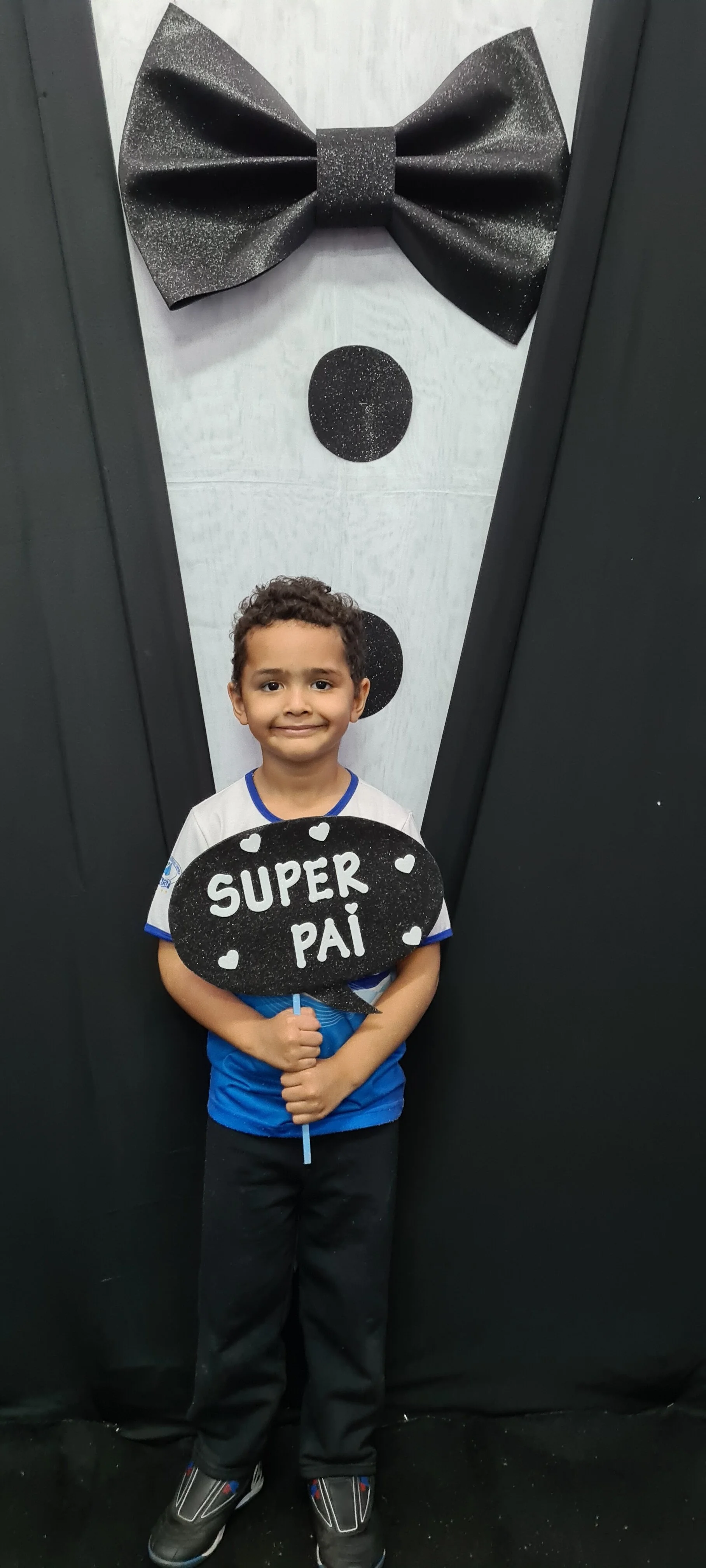 Dia dos Pais 2021- Fotos com nossos alunos da Educação Infantil Dia dos Pais 2021- Fotos com nossos alunos da Educação Infantil