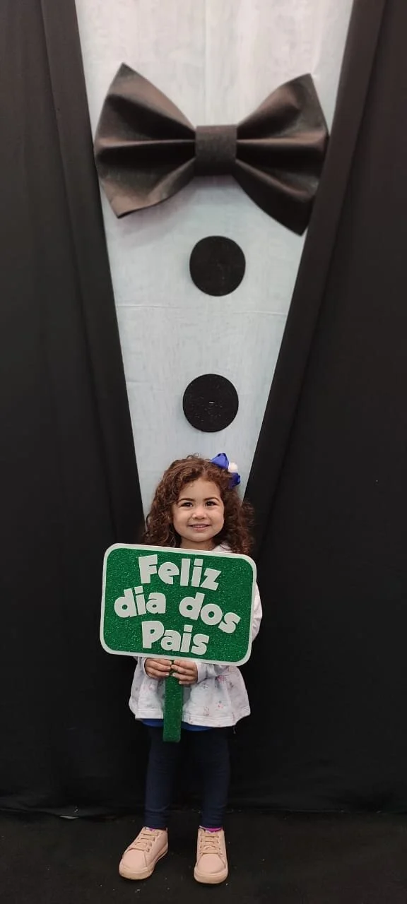 Dia dos Pais 2021- Fotos com nossos alunos da Educação Infantil Dia dos Pais 2021- Fotos com nossos alunos da Educação Infantil